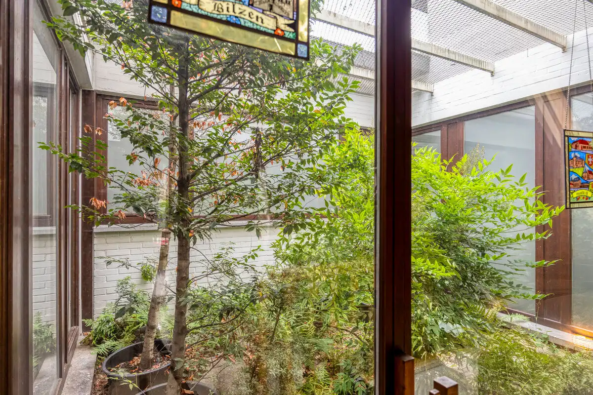ROYALE WONING MET DOKTERSPRAKTIJK TE BILZEN HOESELT. foto 7