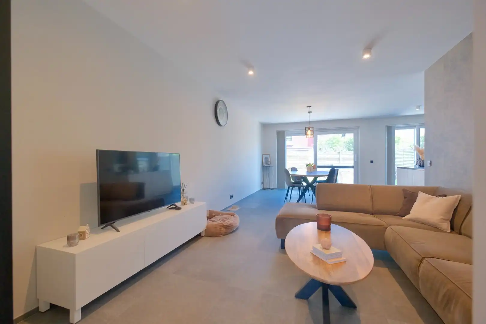 Lichtervelde - Prachtige recente woning met 3 slpks, garage en tuin foto 3