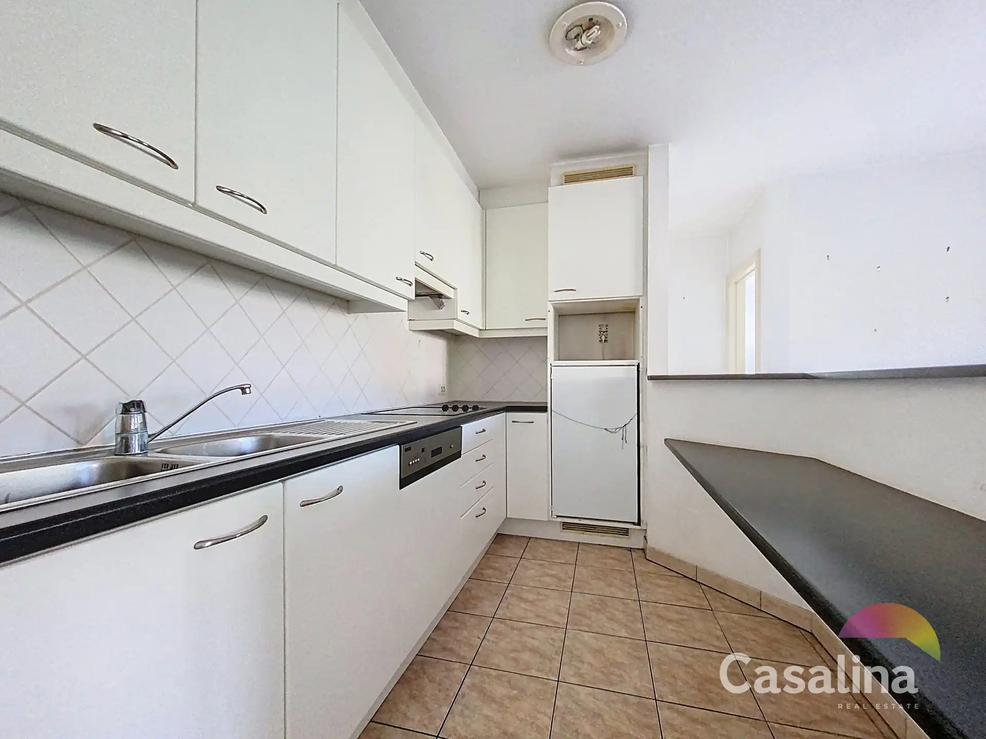 Aan de grens van WOLUWE, 2 slaapkamer appartement met terras foto 7