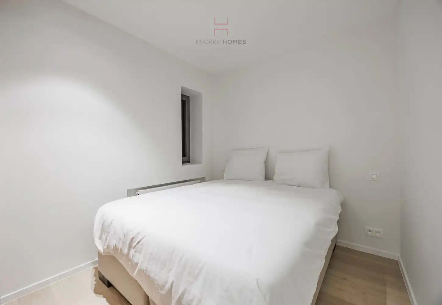Instapklaar 3 slaapkamer- appartement in de Zoutelaan. foto 20