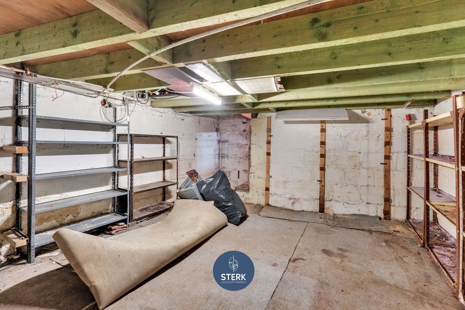 TE VERNIEUWEN WONING OP EEN PERCEEL VAN CIRCA 19 ARE TE LANAKEN !  foto 17
