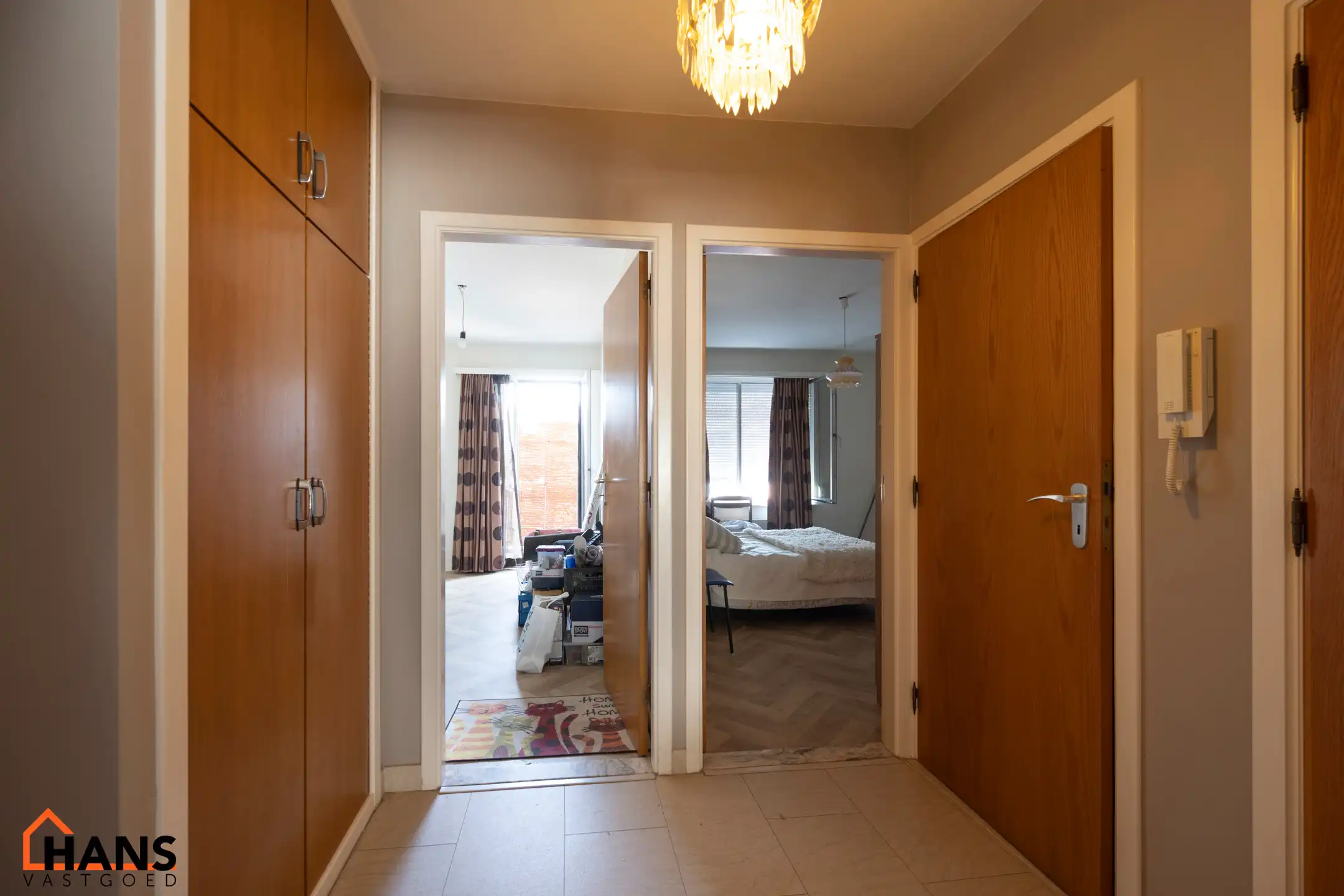 Appartement op de 2de verdieping met lift. foto 6