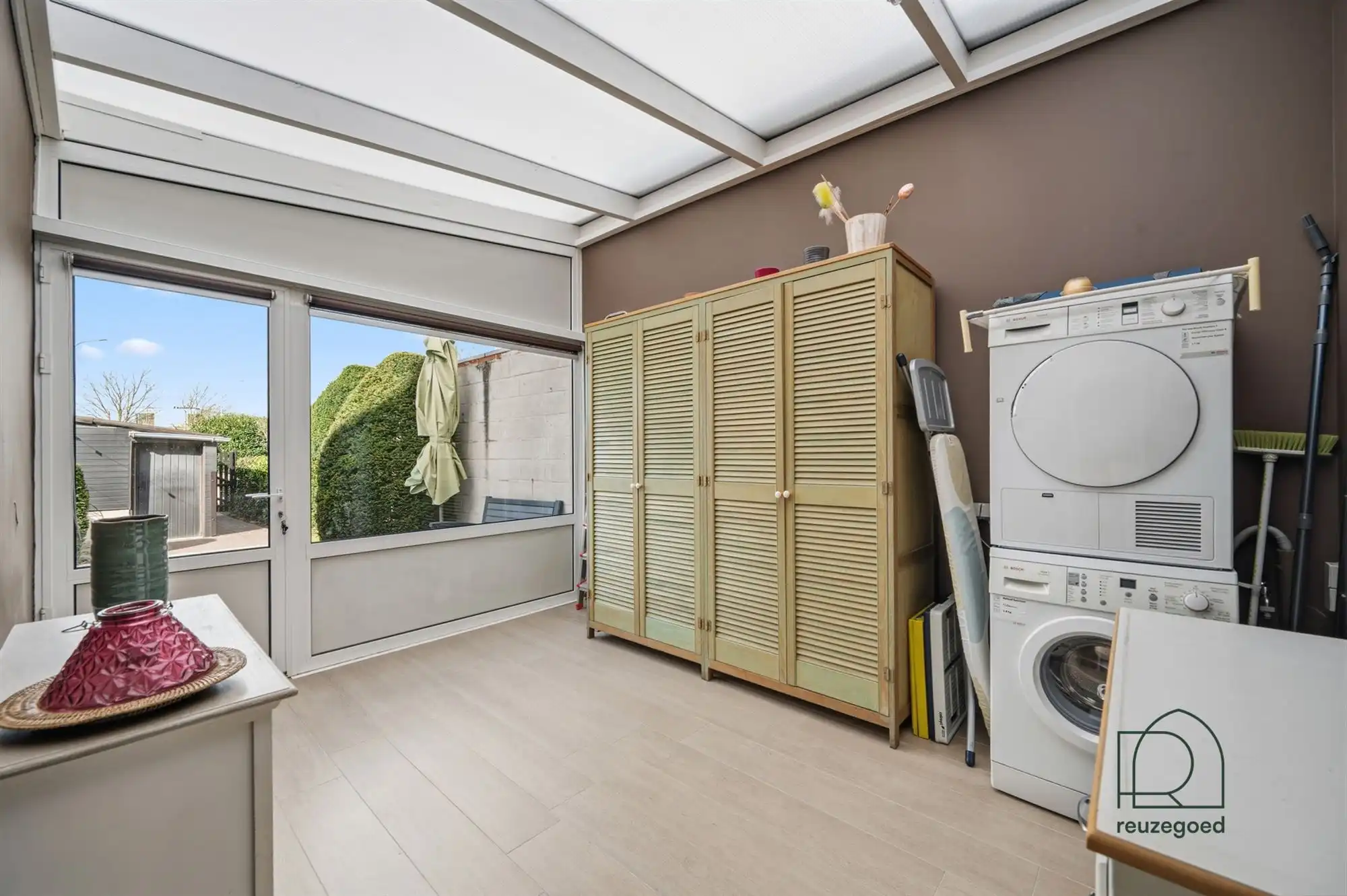 Charmante, verrassend ruime, op te frissen woning met 3 slaapkamers, garage en zonnig tuintje op fietsafstand van Mechelen centrum! foto 16