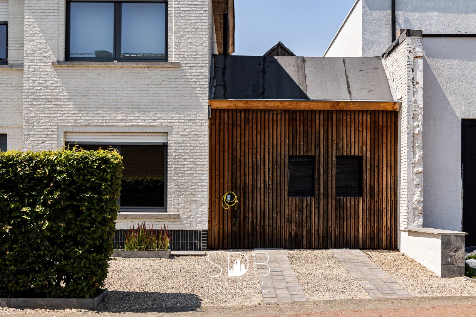 Prachtige hedendaagse villa met gezinstuin en zwembad op 1.387m² foto 19