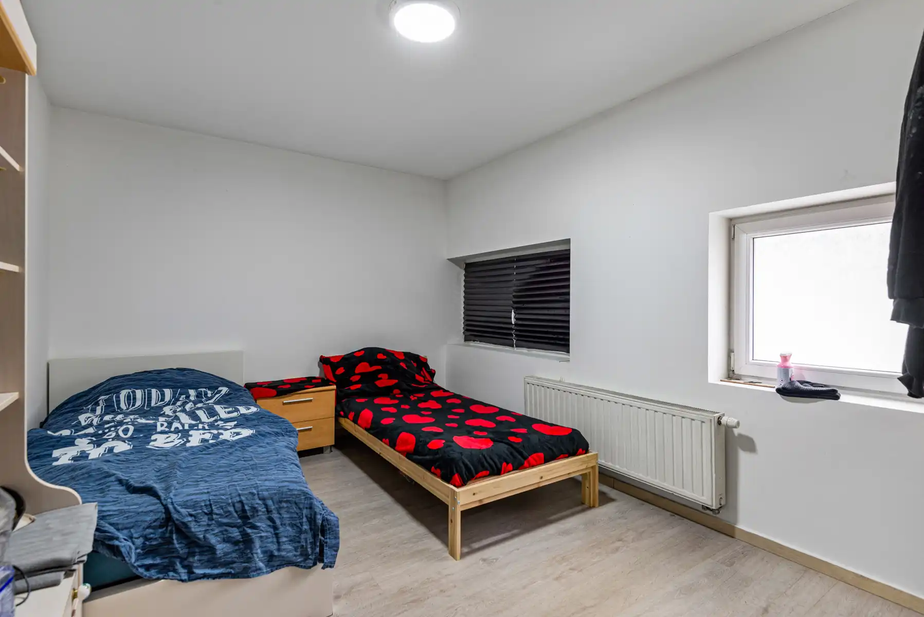 Instapklare woning met 5 slaapkamers en 2 badkamers (EPC B). foto 9