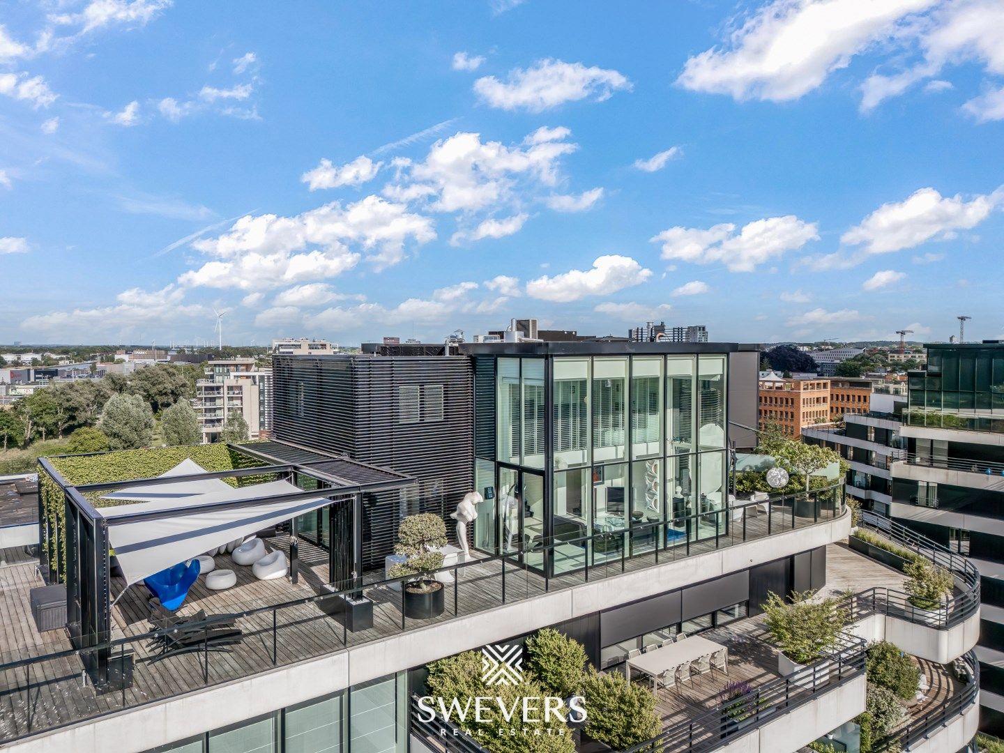 Exclusief penthouse ( 197 m2) met ruim terras ( 187 m2 ) en zwembad in residentie Zuidzicht te Hasselt foto 40