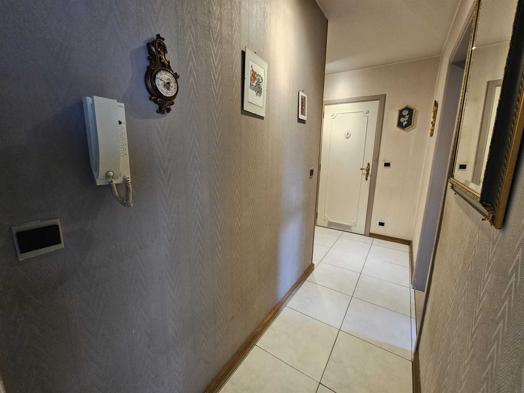 Appartement met ruime terrassen! foto 11