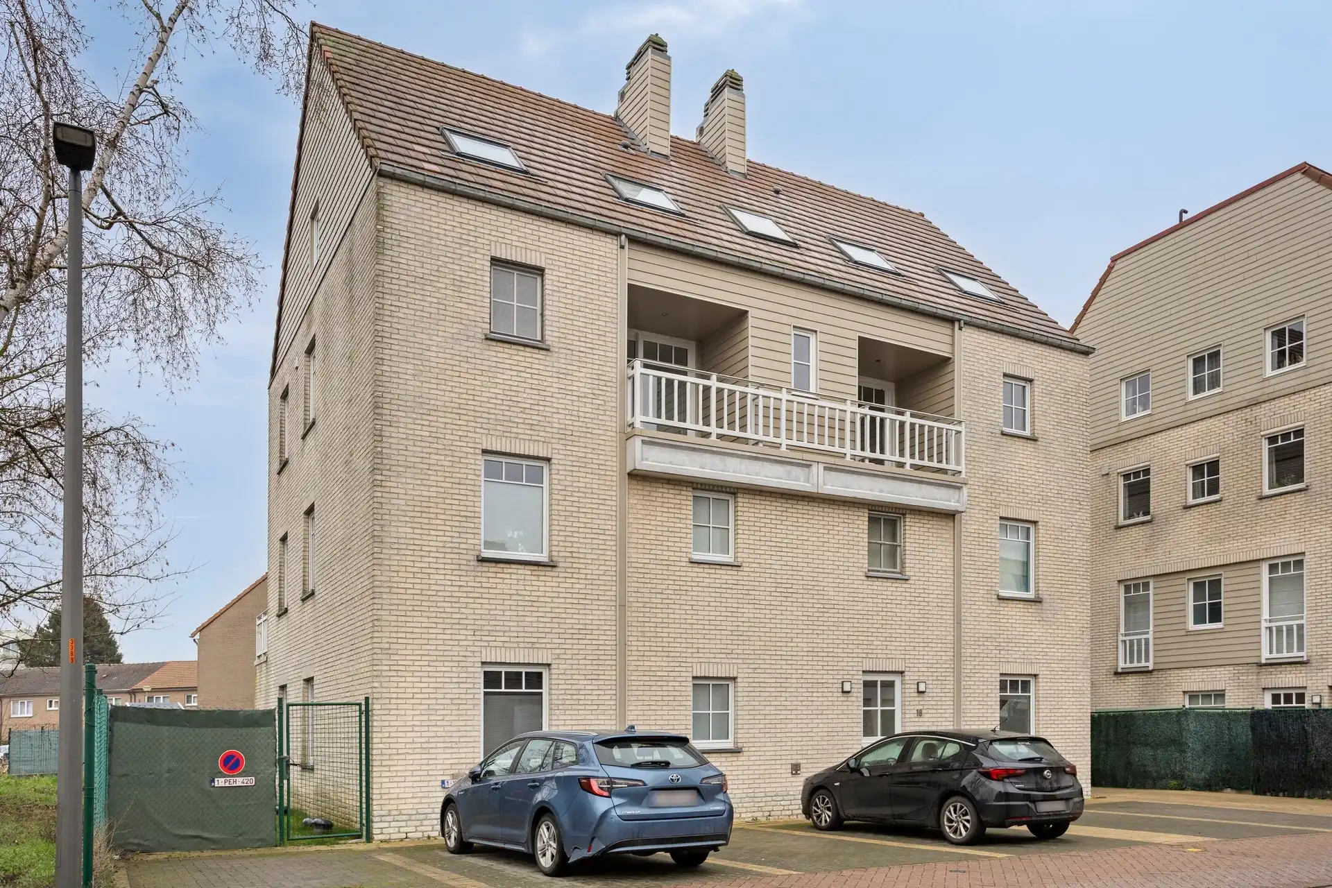 Instapklaar duplexappartement met 2 kamers foto {{pictureIndex}}