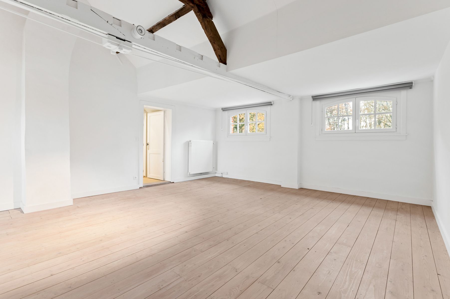 Unieke pastoriewoning in parktuin met uniek uitzicht foto 24