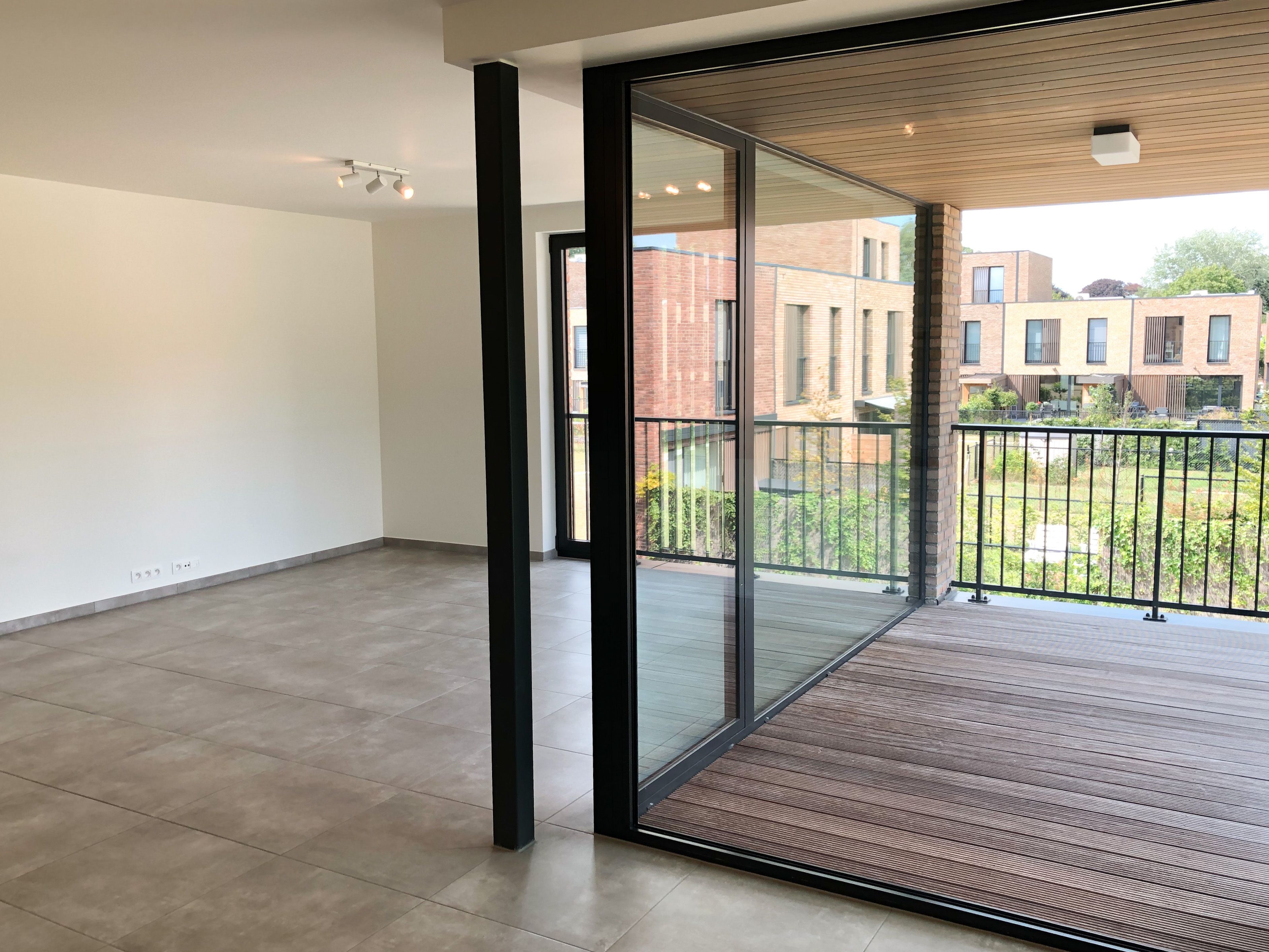 Licht energiezuinig nieuwbouwappartement op unieke site foto 3