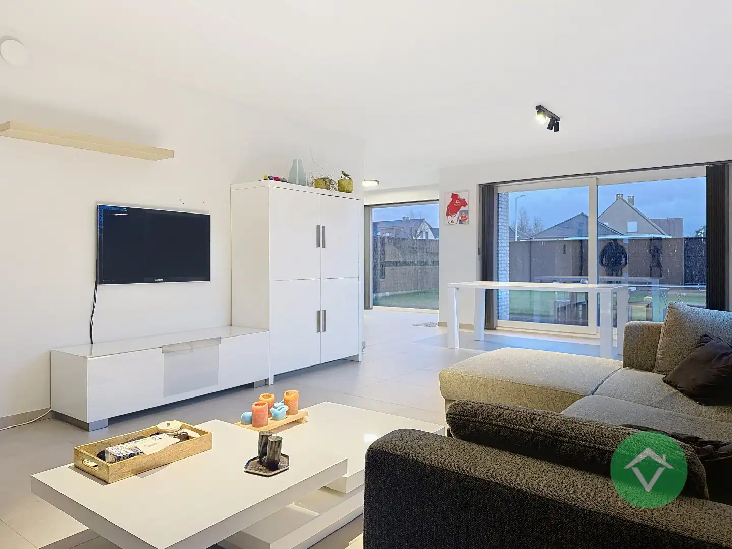 Recent halfopen nieuwbouwwoning te Koekelare. foto 6