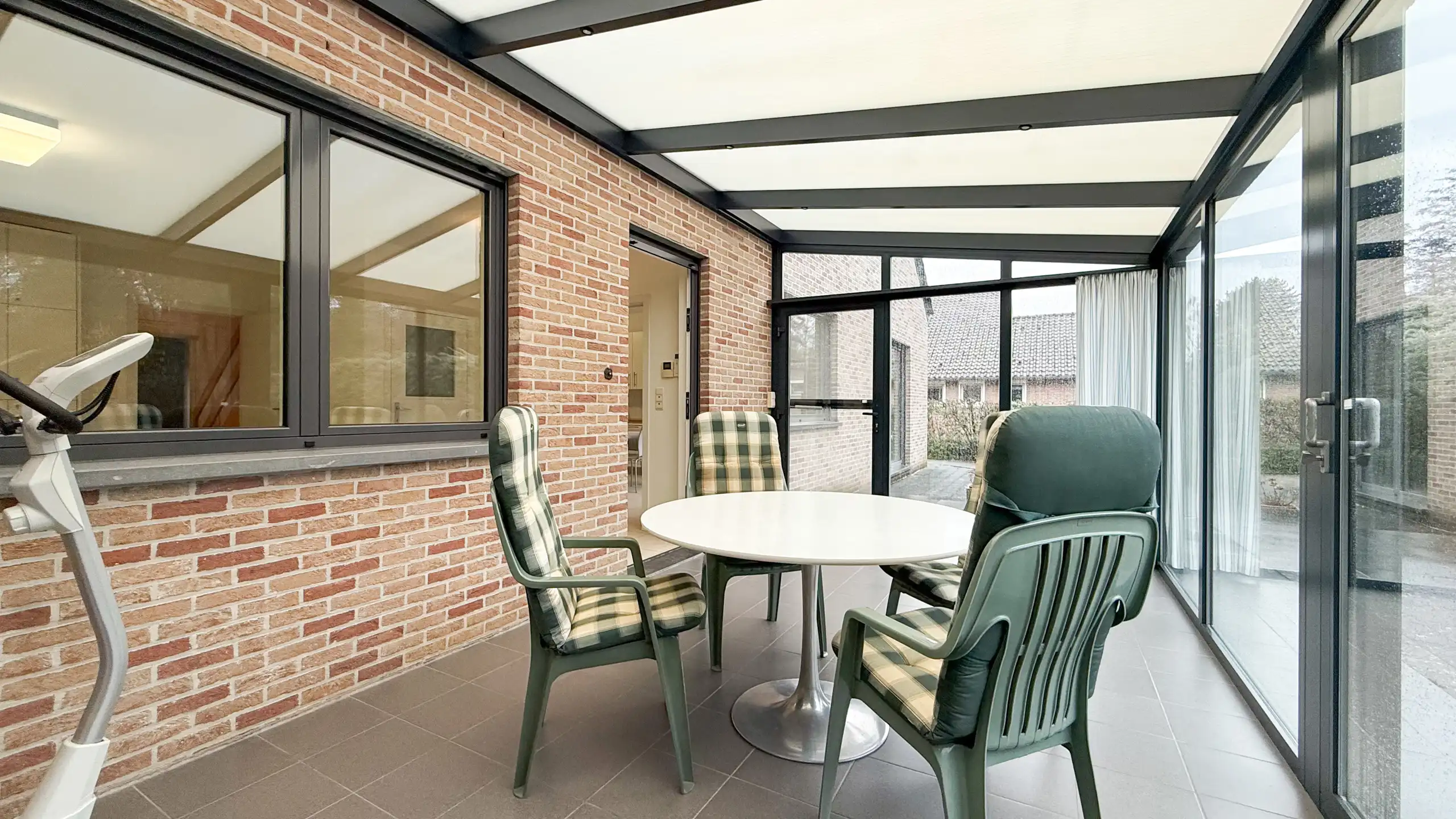 Gezinswoning met ruime garage op riant perceel te Beringen! foto 20