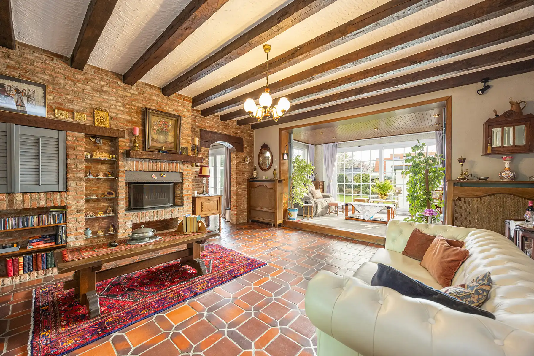 Half-open bebouwing met enorm potentieel, in gegeerde wijk van Brasschaat! foto 4