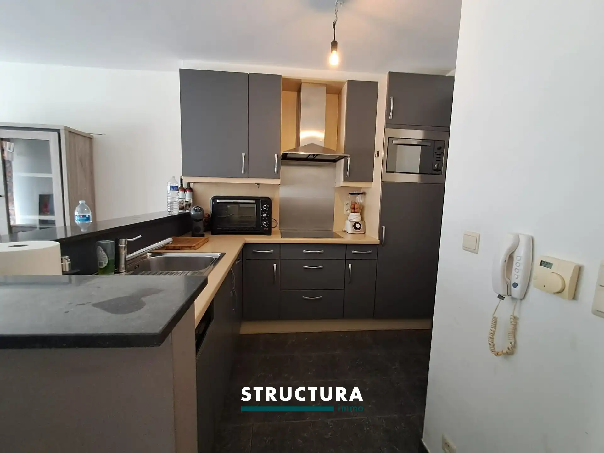 1-slaapkamerappartement met groot terras op toplocatie foto 7