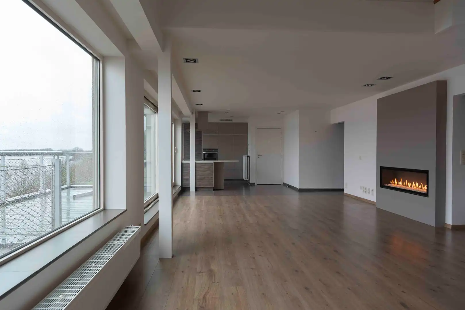Exclusief dakappartement met uniek waterzicht, royale ruimtes en uitzonderlijk grote garage! foto 6