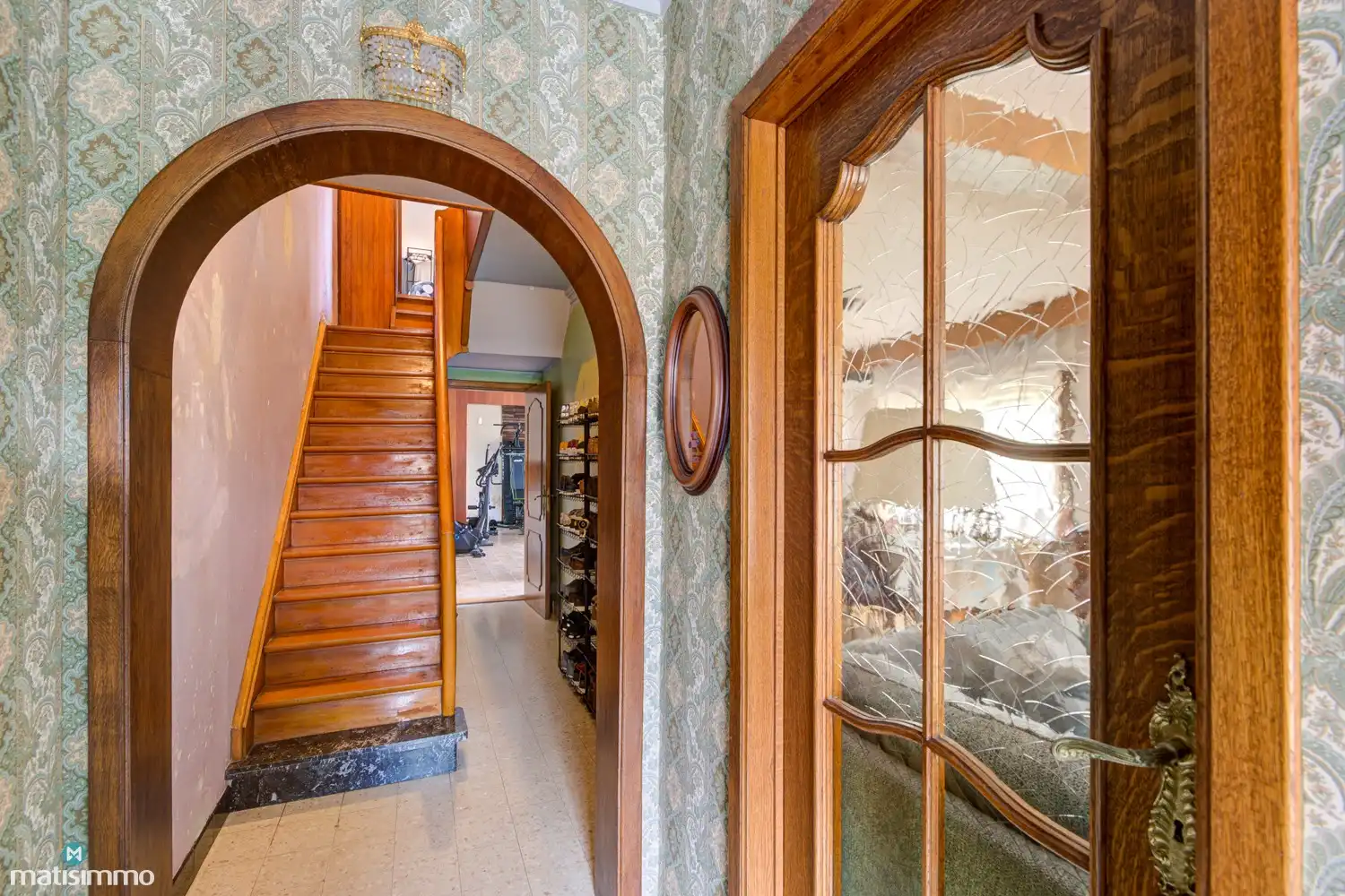 RUIME GEZINSWONING MET 3 SLAAPKAMERS EN EEN RIANTE TUIN OP EEN PERCEEL VAN 1.411 M² NABIJ HET CENTRUM VAN TONGEREN foto 3