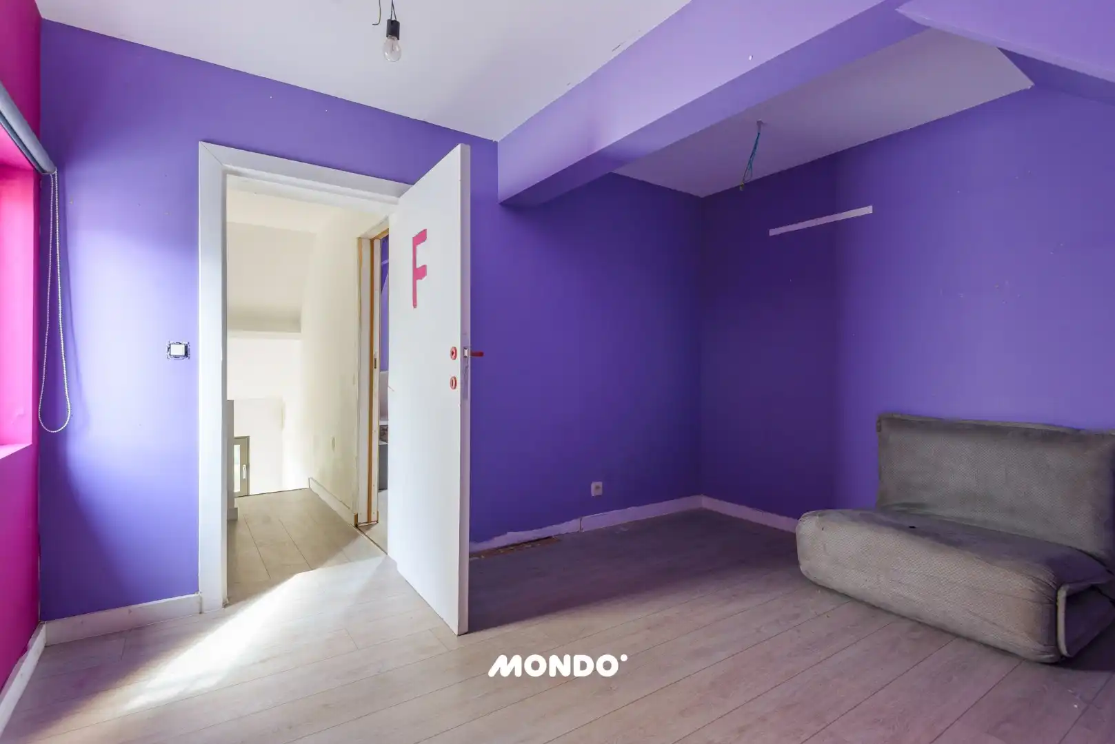Charmante rijwoning met 4 slaapkamers foto 16