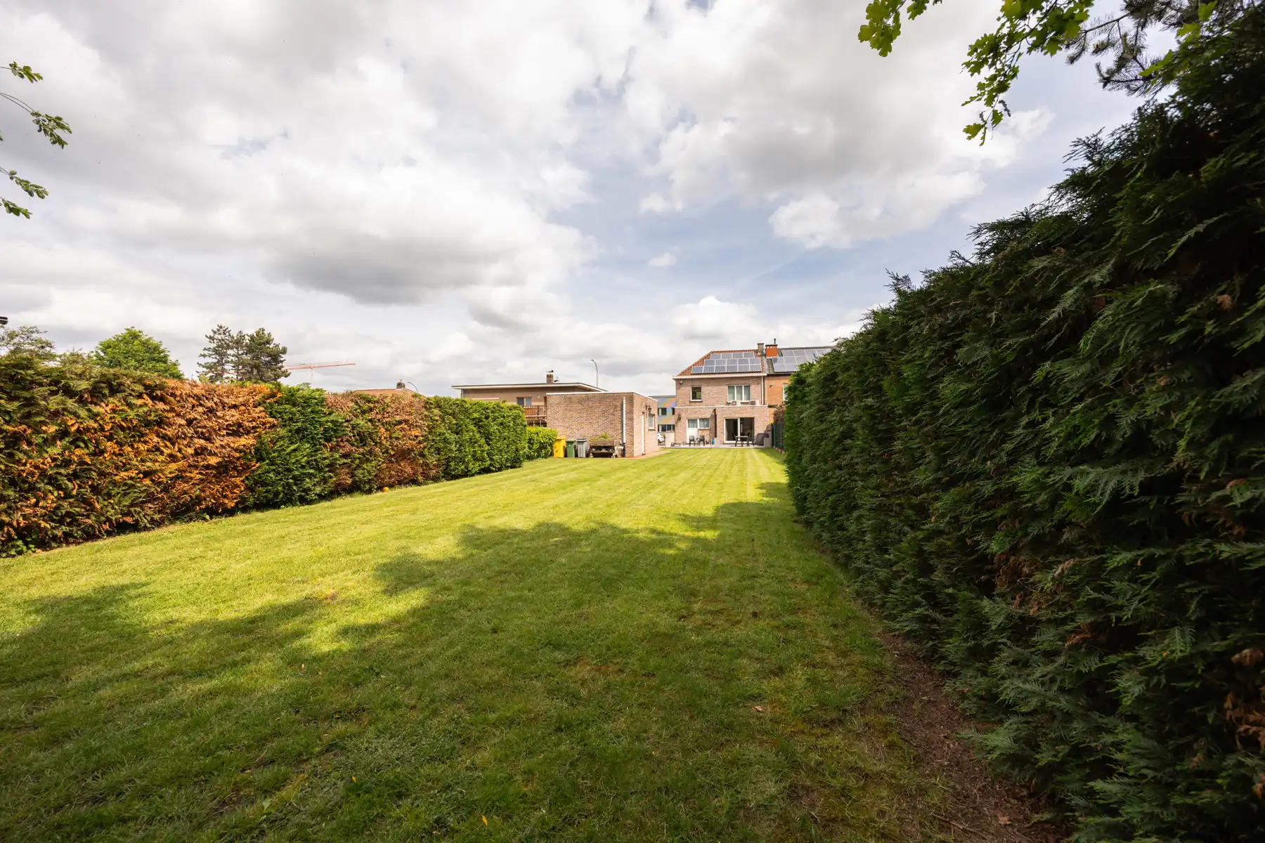 Energiezuinige, uitstekend onderhouden woning met mooie tuin foto 24