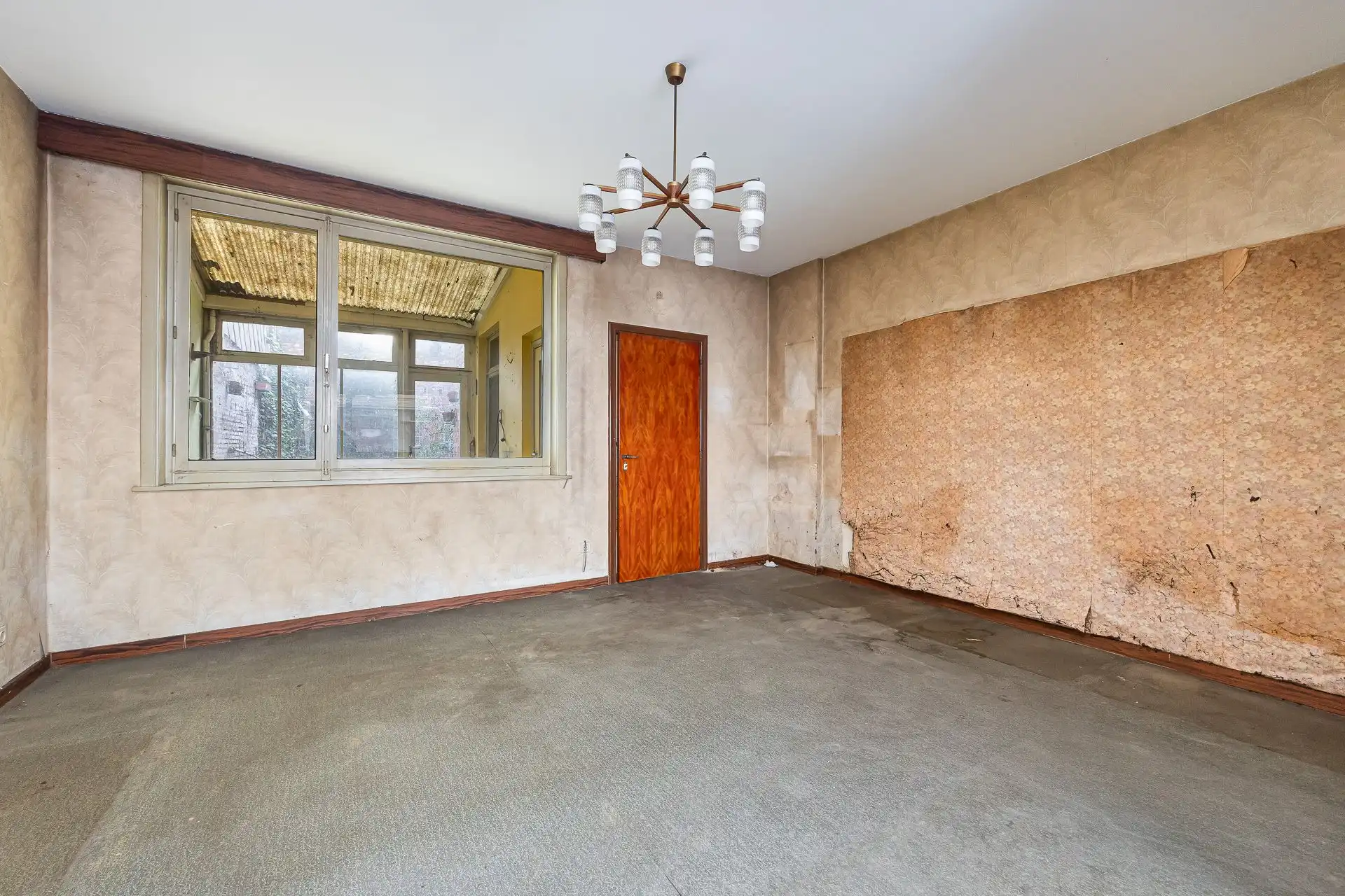 Te renoveren eengezinswoning met 2 slaapkamers en stadstuin foto 7