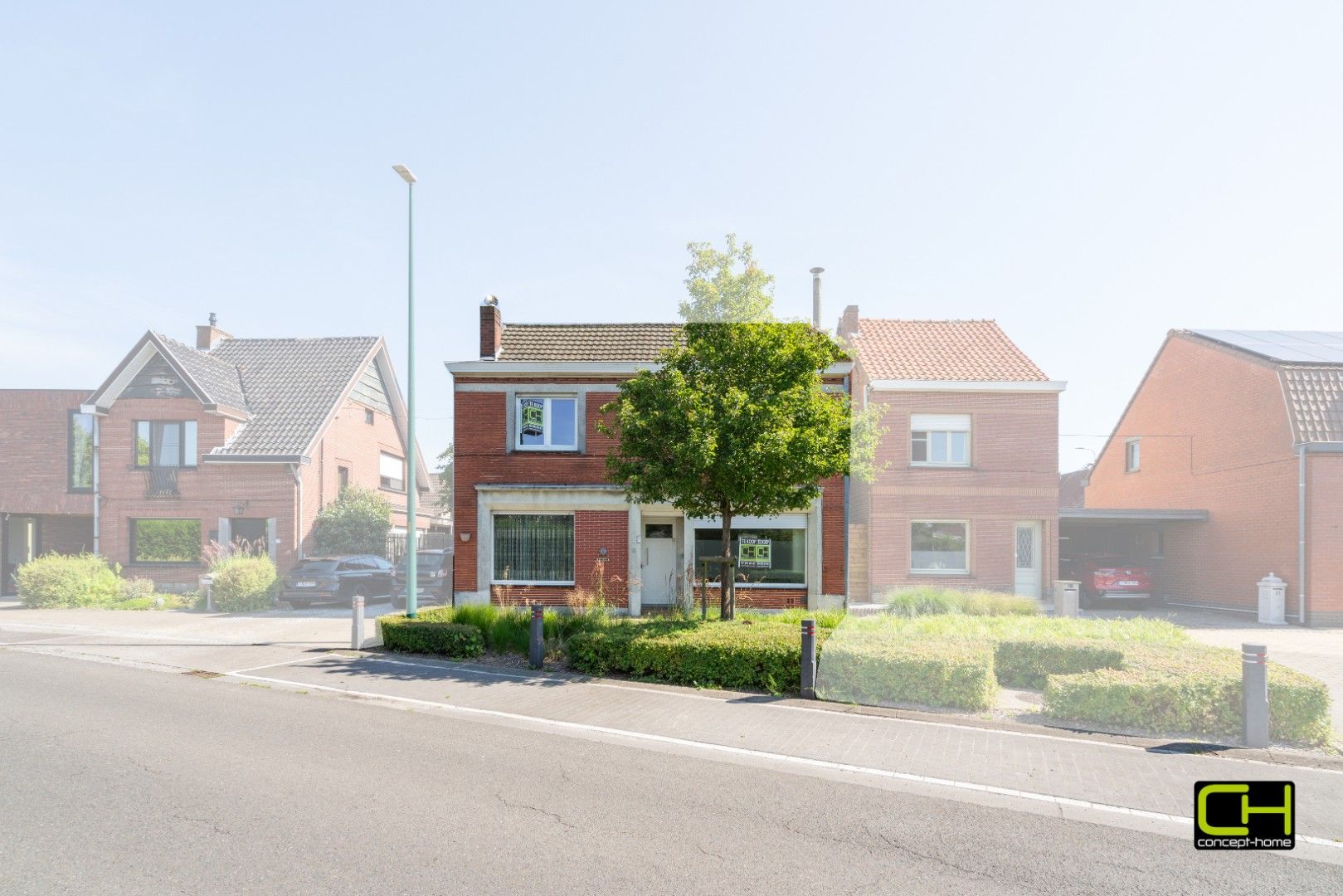 Appartementsgebouw met twee appartementen te koop in Evergem foto 1