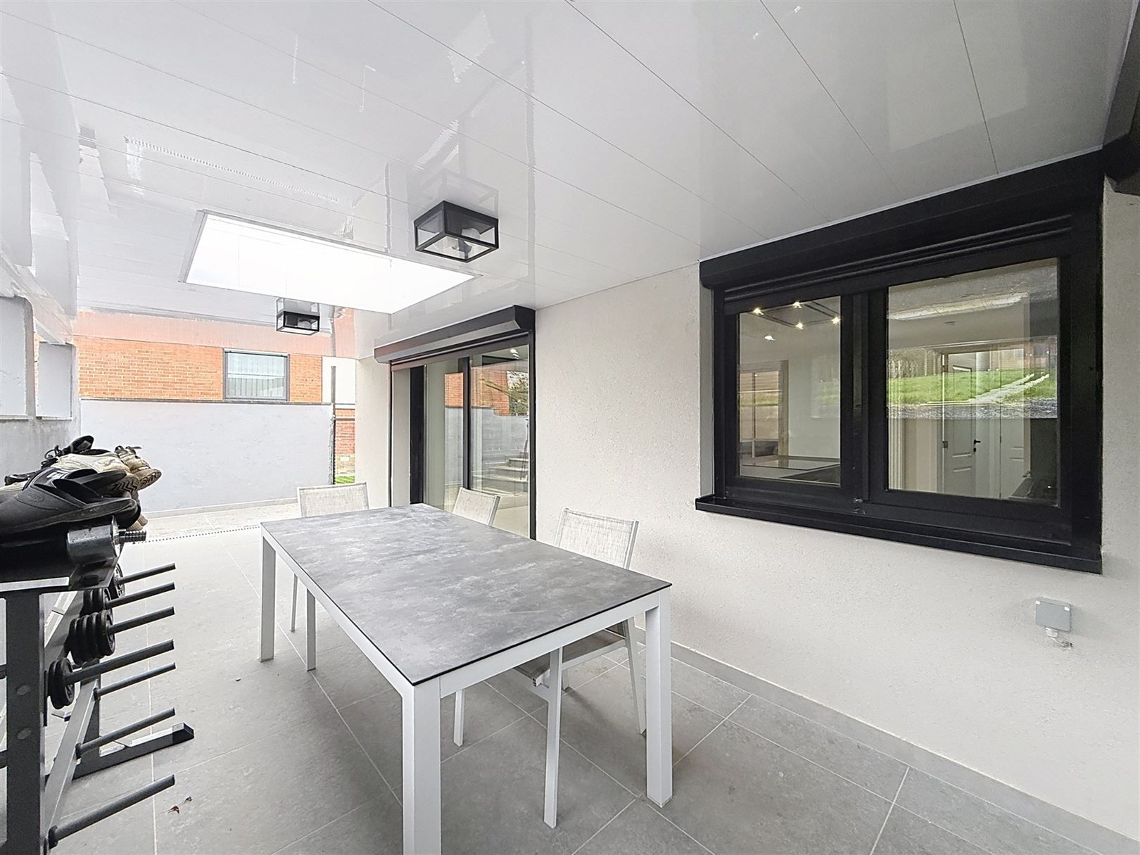 Ruime gerenoveerde woning, 5 slpks, 2 bdks, tuin, 11a 11ca  foto 42