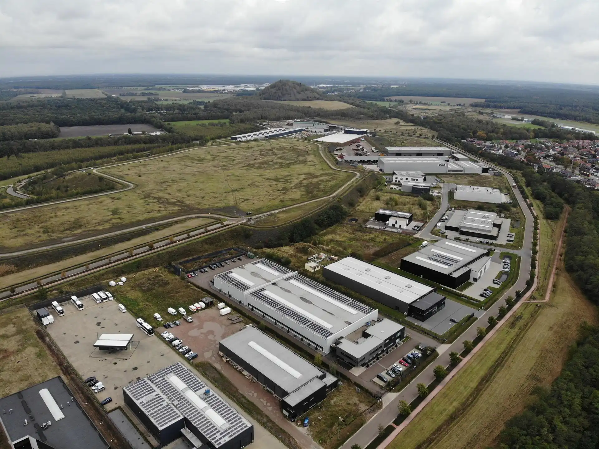 Industrieterrein van 11.078m² (1,1Ha) foto 10