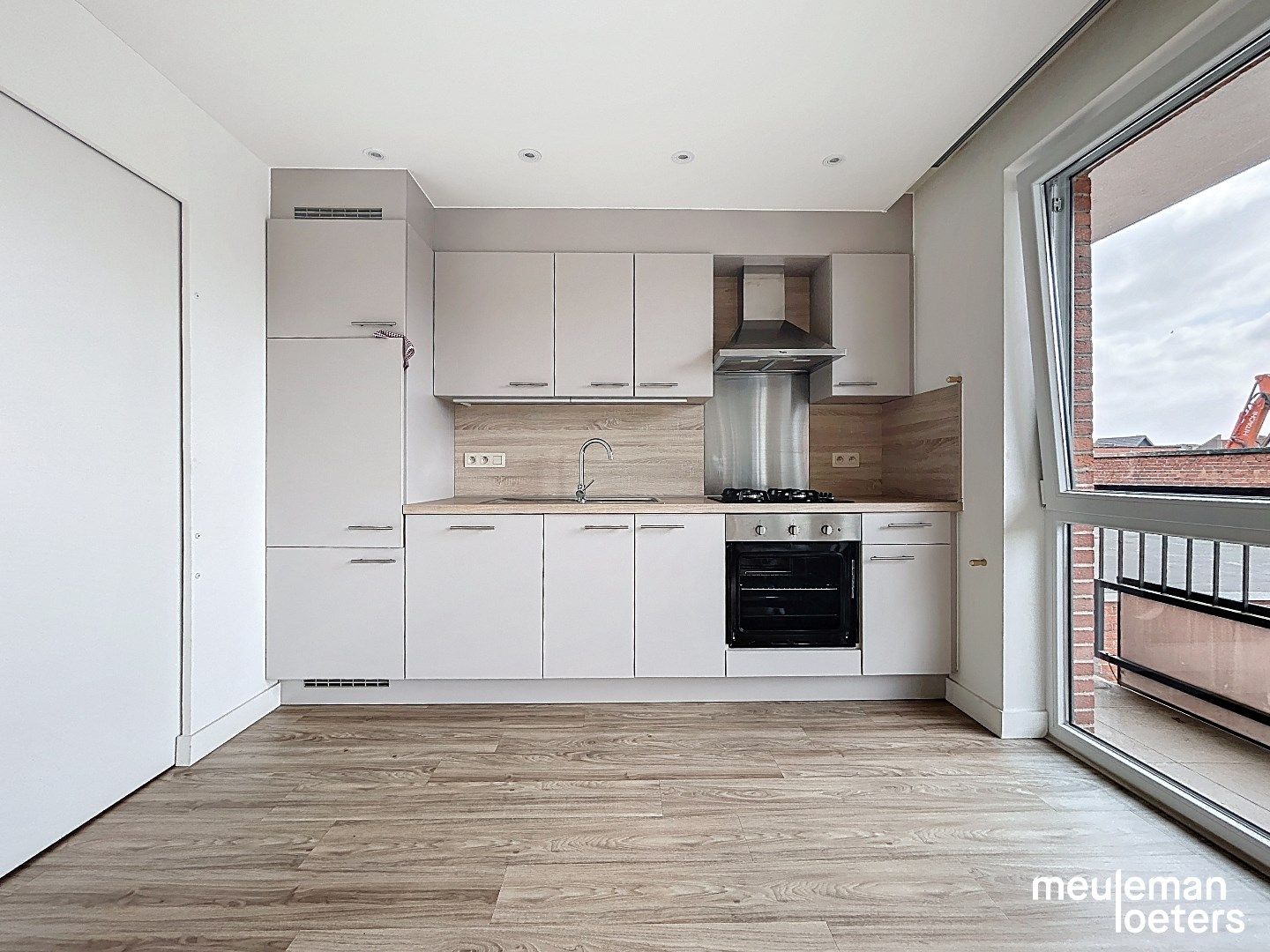 lichtrijk en energiezuinig appartement met balkon foto 8