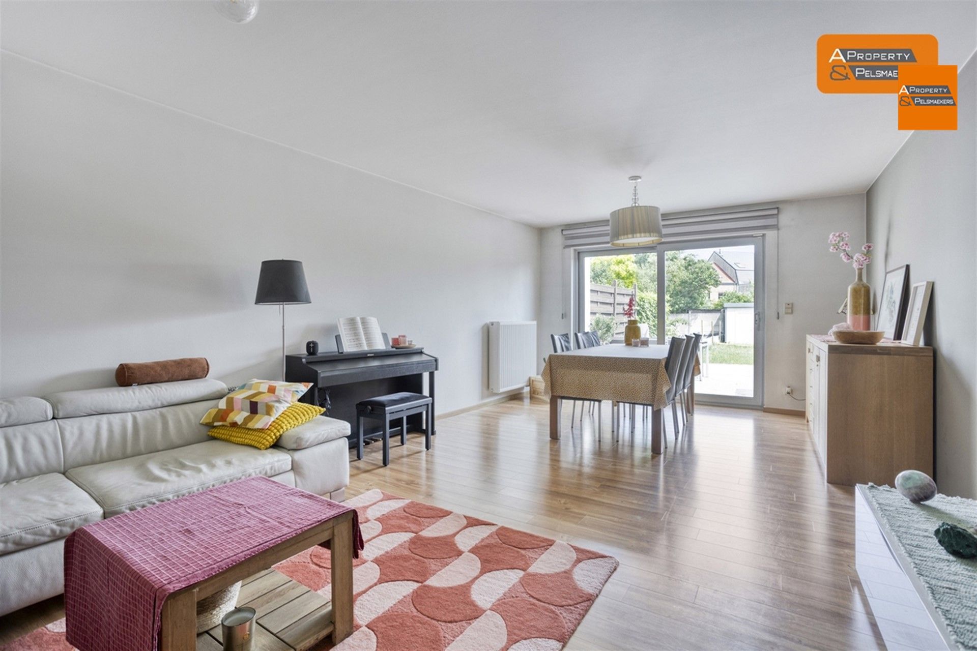 Huis  foto 3