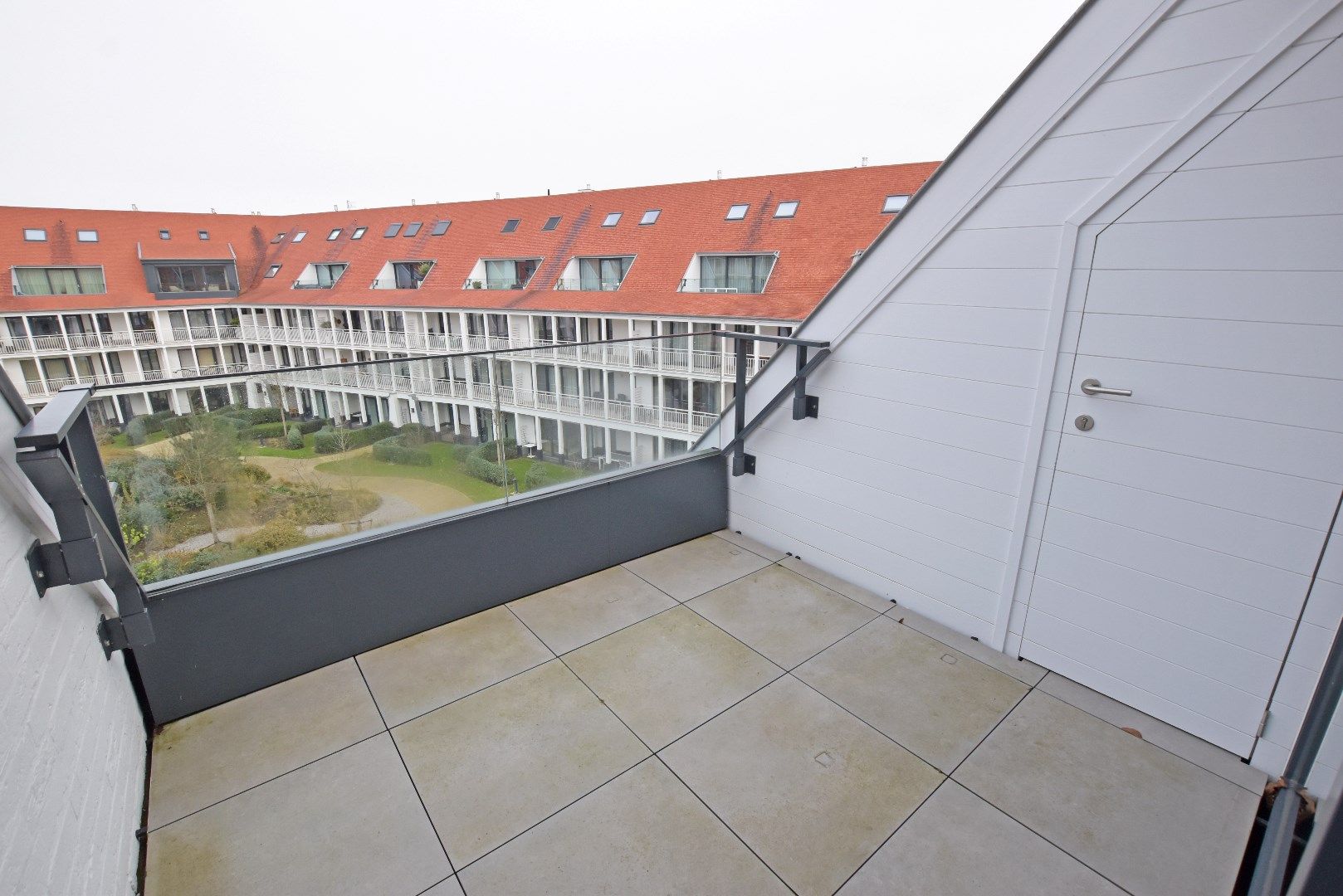 Prachtig duplex appartement in Duinenwater met 2 terrassen en zijdelings meerzicht! foto 9