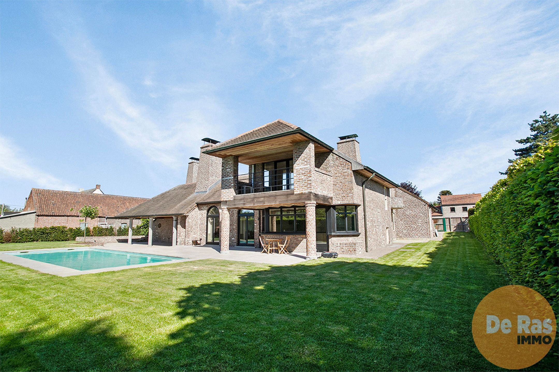 WETTEREN - Exclusieve, landelijke villa met buitenzwembad foto {{pictureIndex}}