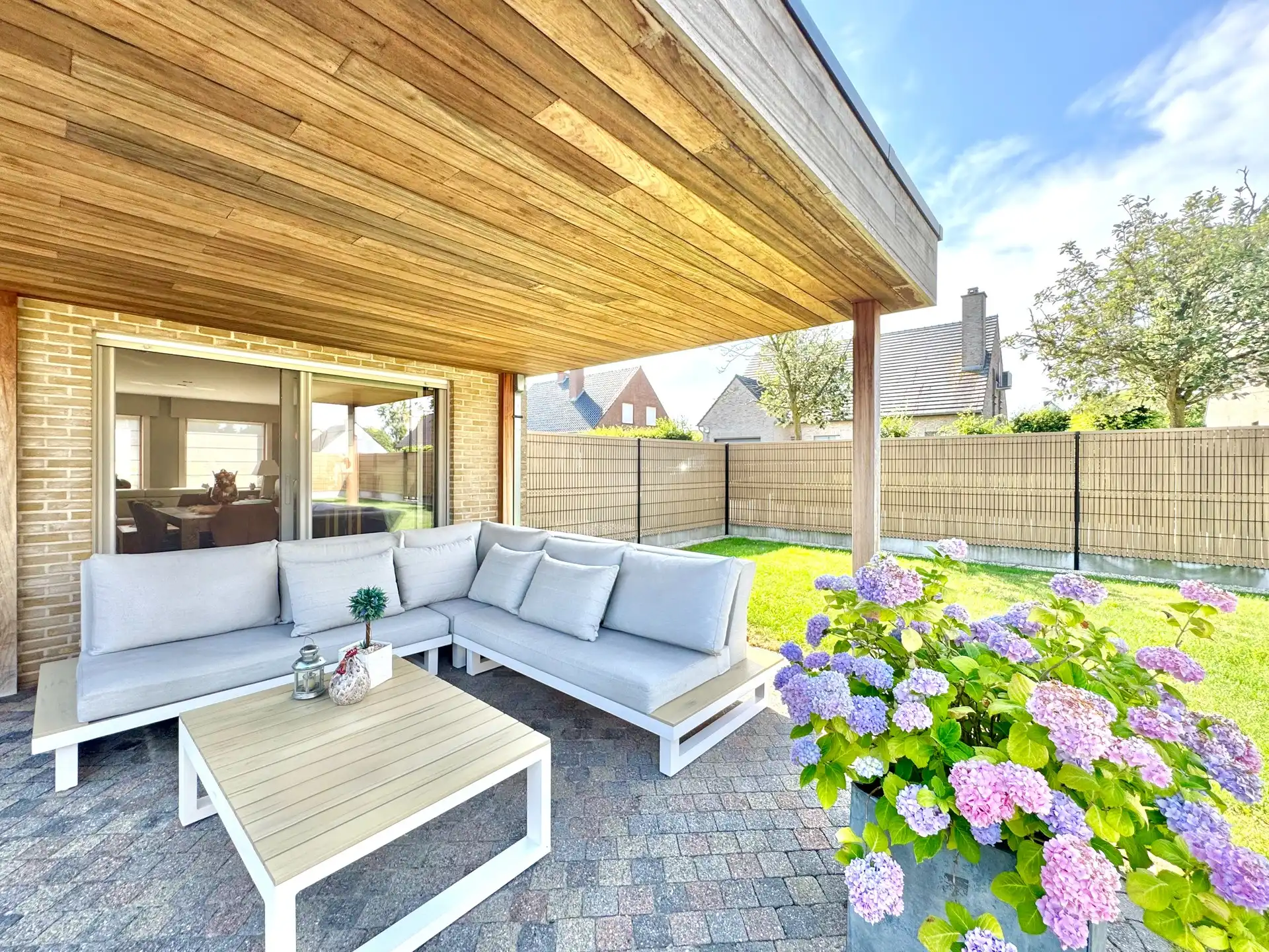 VRIJSTAANDE WONING | TUIN | GARAGE | CARPORT | 3 KAMERS | 600 M² foto 6