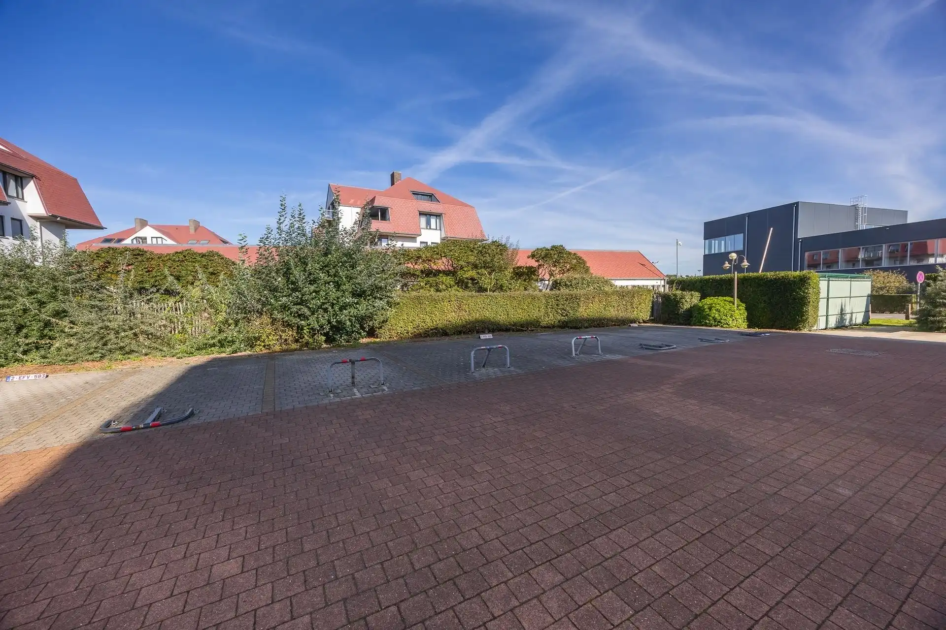 Zonnig 2 slpk hoekappartement met zuidgericht terras, garagebox, kelder en staanplaats foto 15