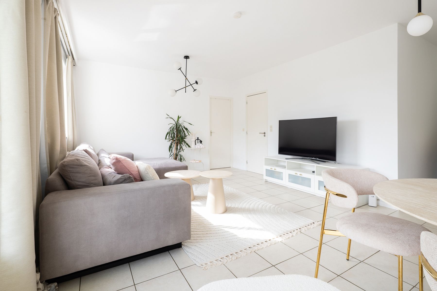 Instapklaar appartement met terras  foto 2