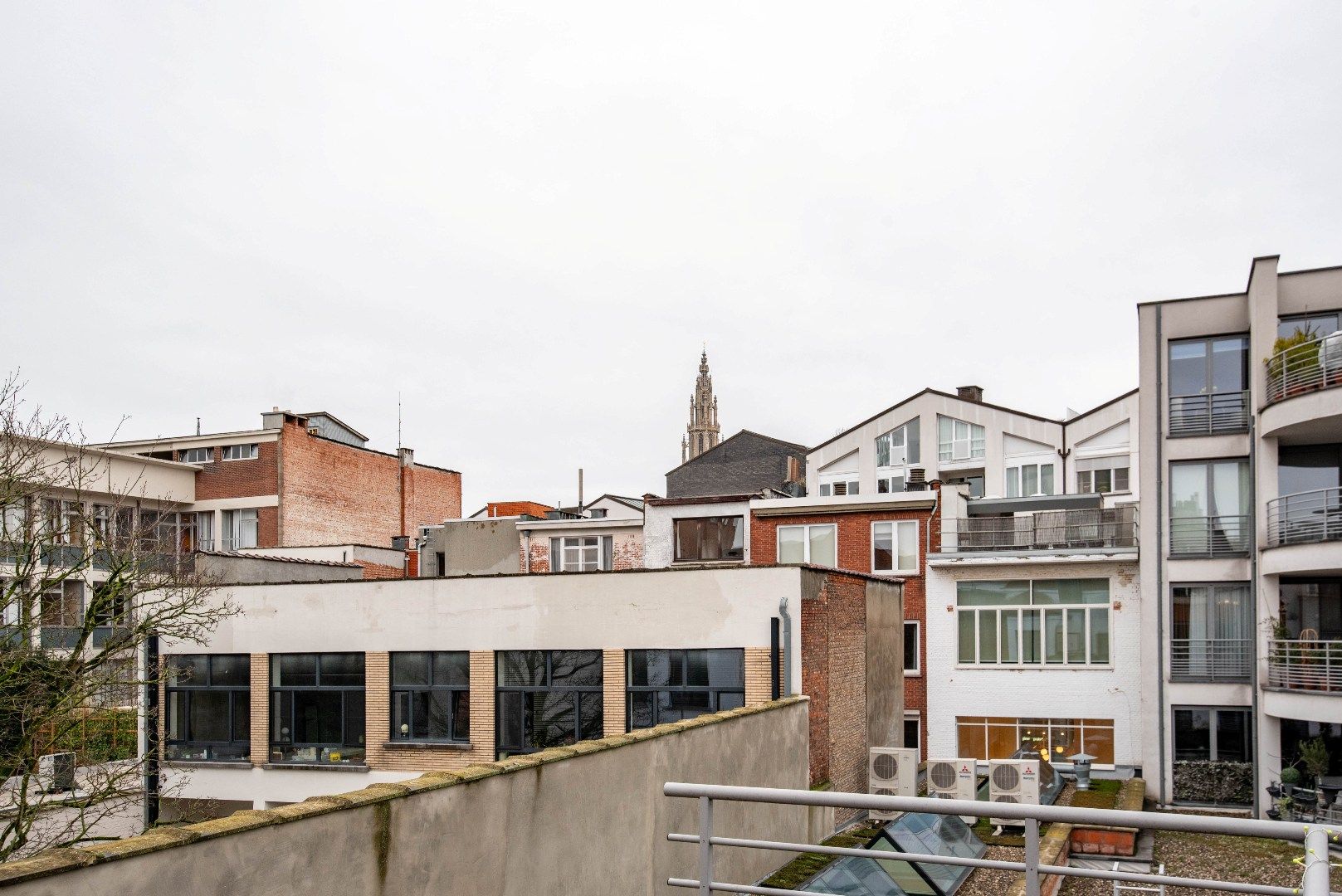 Unieke woning op topligging met tuin en dakterras foto 29