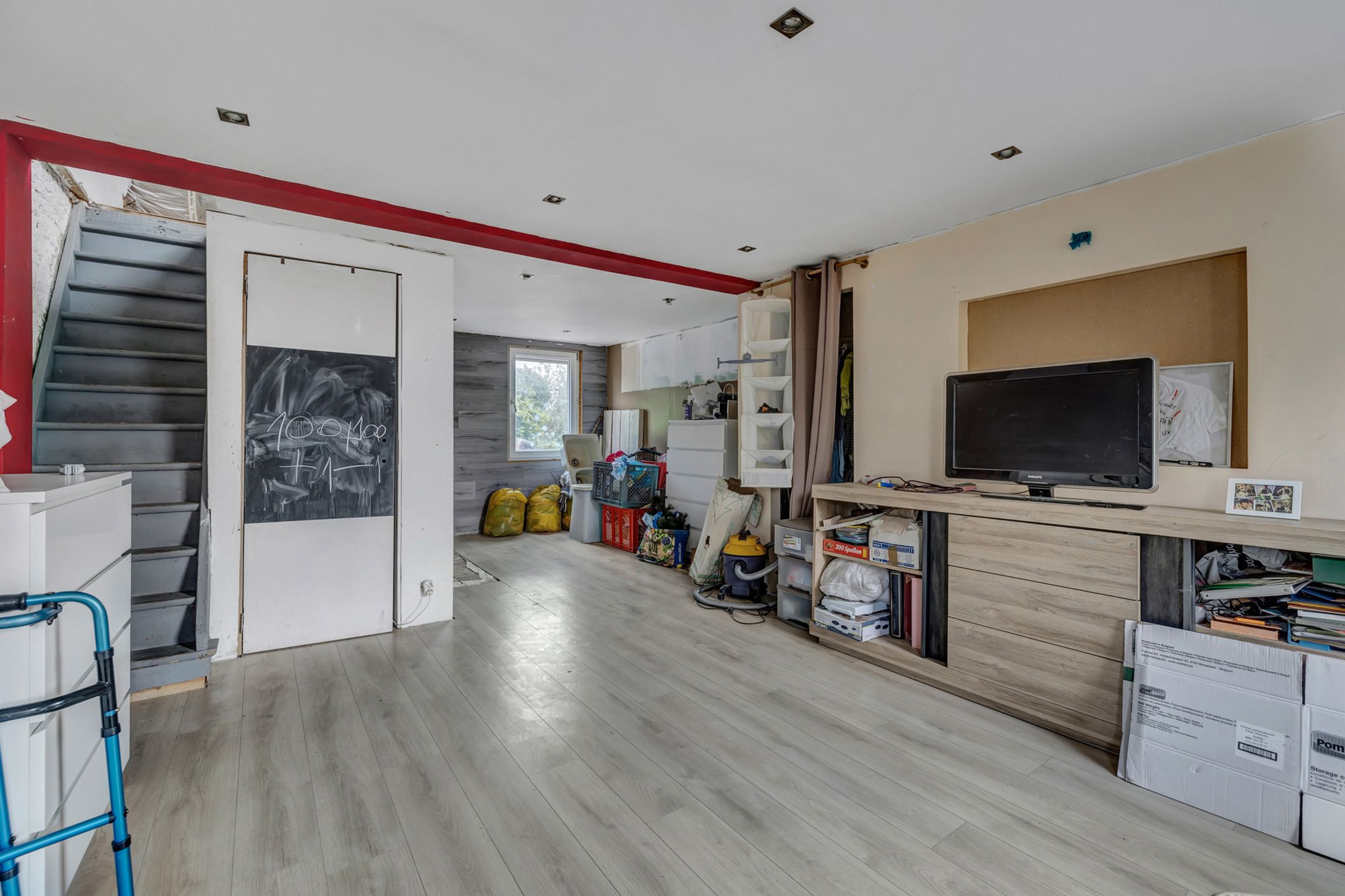 Te renoveren woning te koop in Lebbeke met garage foto 13