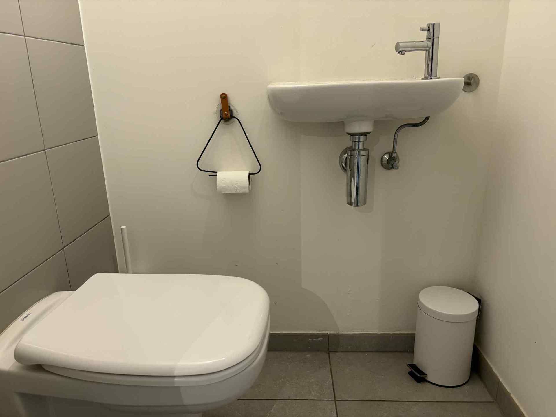 WETTEREN - Recent duplexappartement in het centrum foto 12