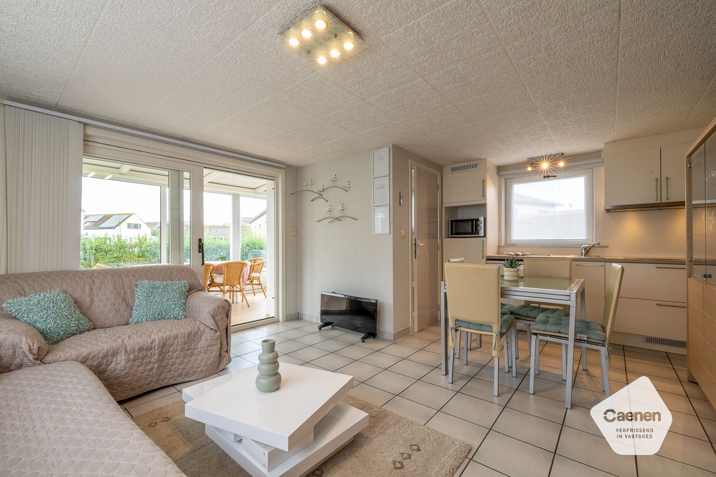 Unieke vakantiewoning met veranda en optionele garagebox foto 6