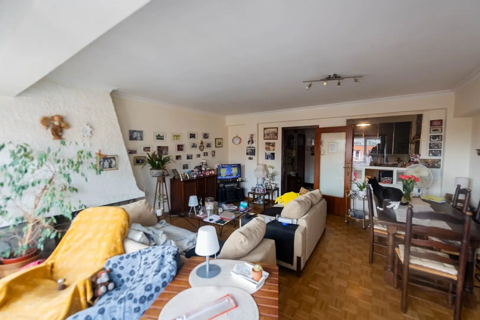 appartement op rustige ligging met 2 slaapkamers foto 2