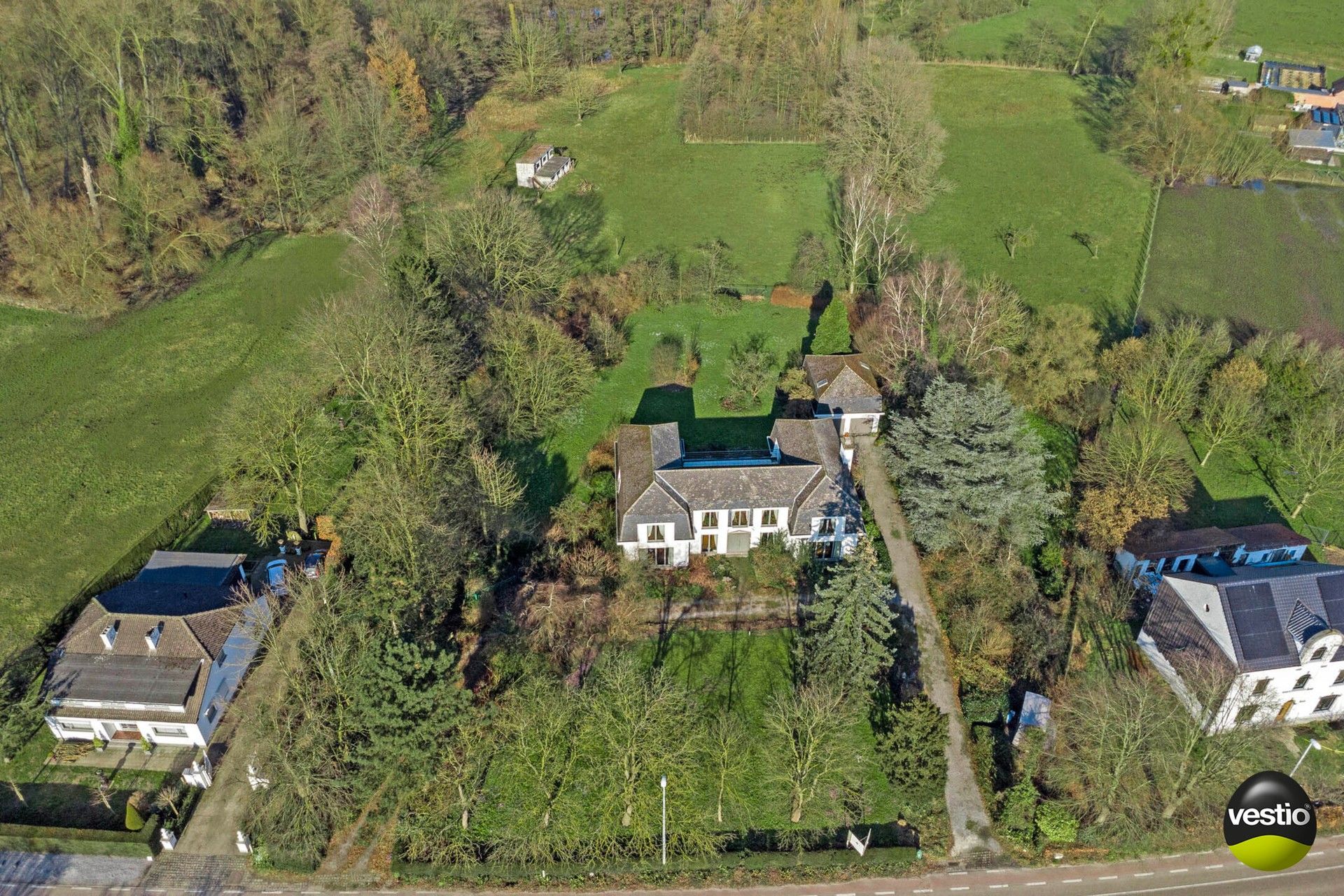 EXCLUSIEVE VILLA MET WEILANDEN OP 3,4 HA foto 32