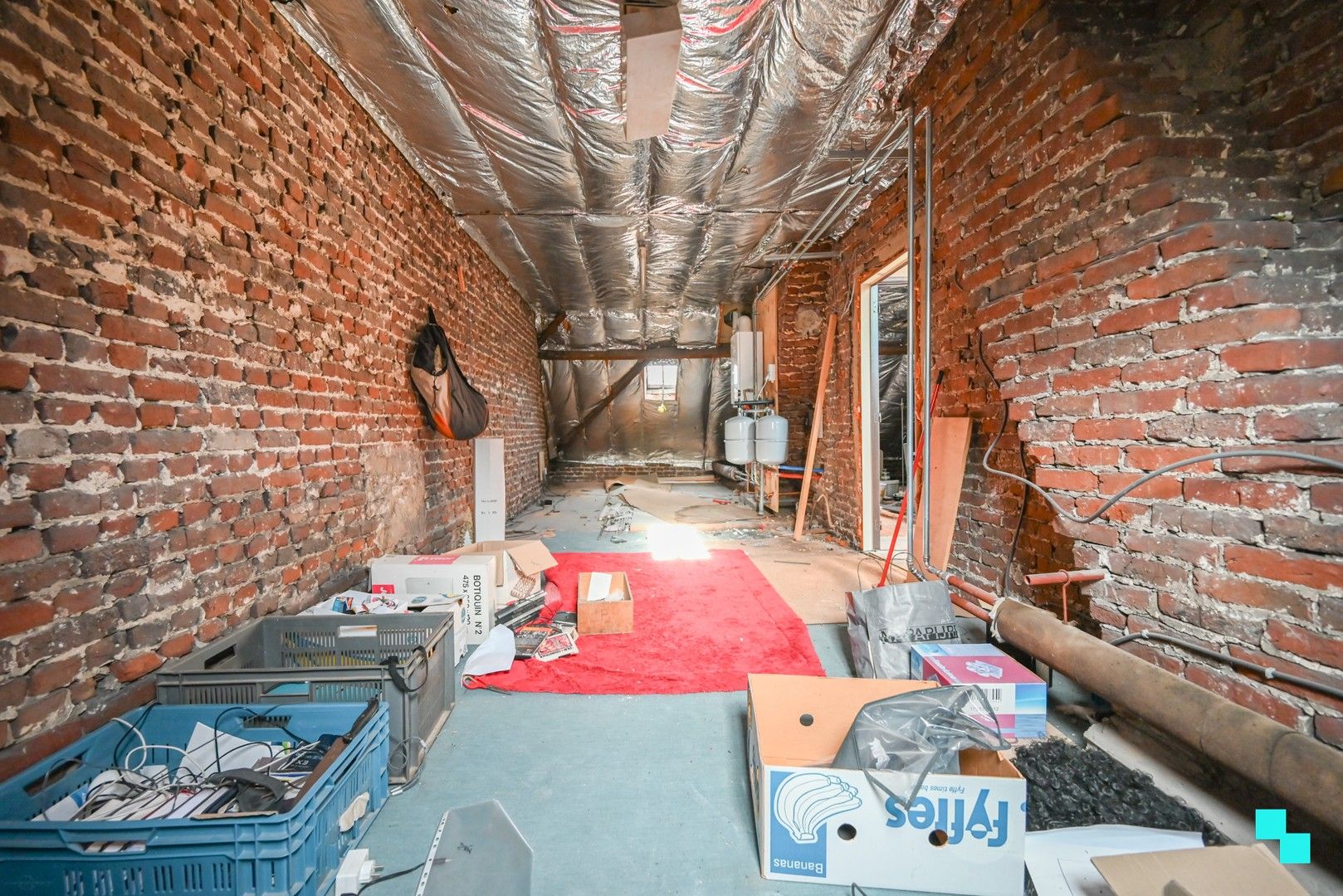 Prachtige woning met vier slaapkamers nabij centrum Izegem foto 28