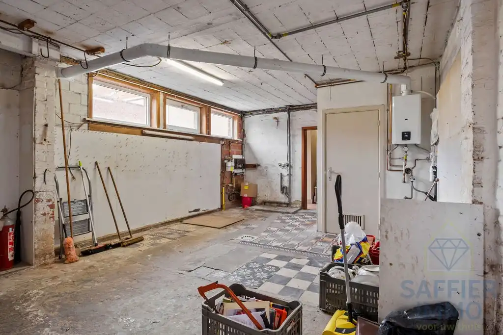 Unieke bel-etage woning in rustige buurt nabij het centrum van Izegem foto 30