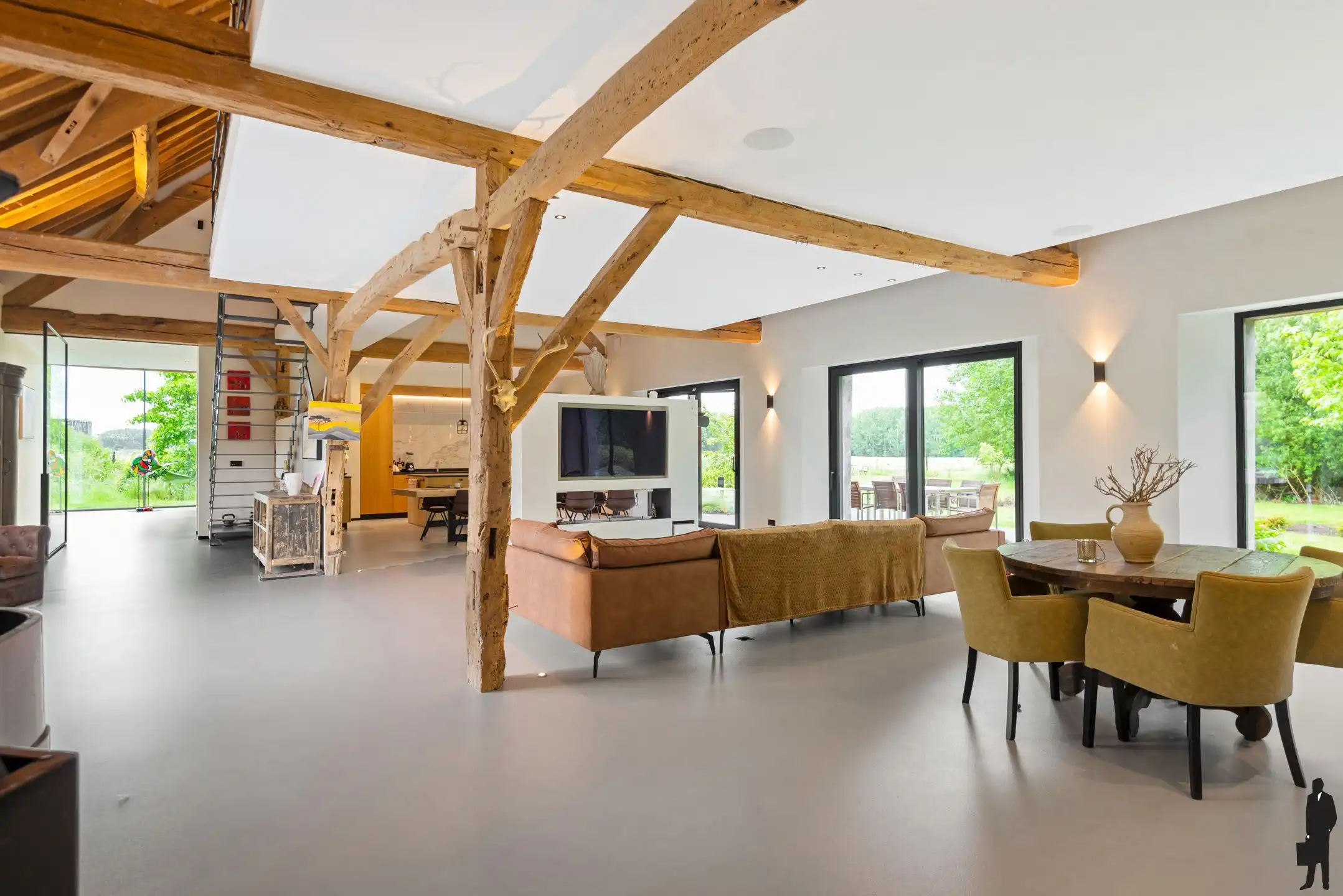 Gerenoveerde BEN hoeve in agrarisch beschermd gebied te Hove foto 9