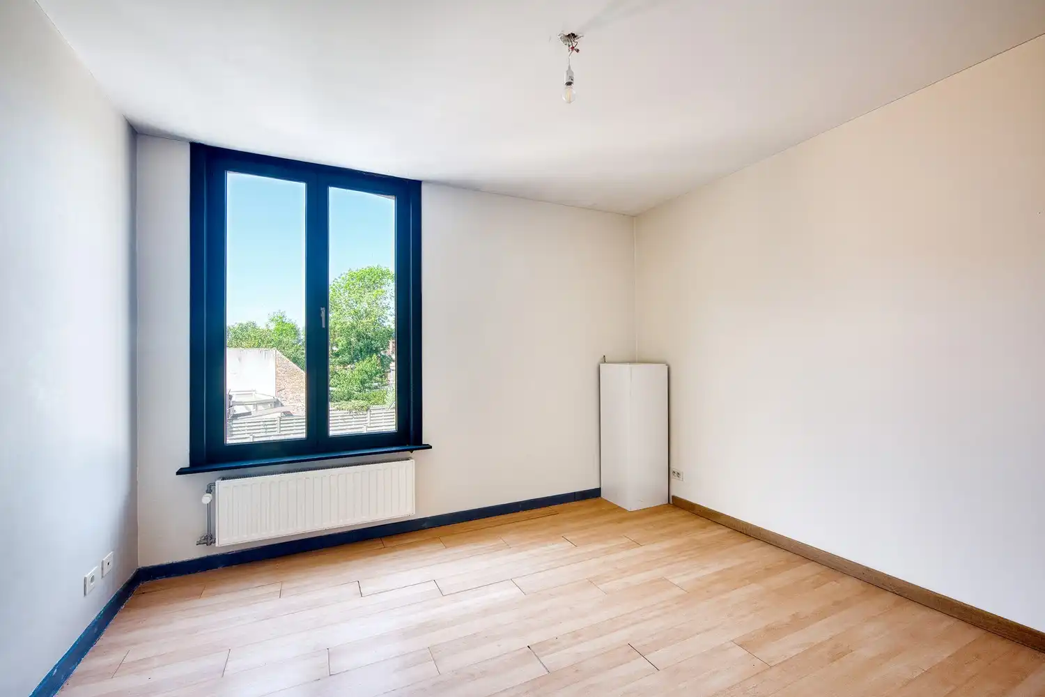 Assebroek, leuk ENERGIEZUINIG gezellig &nbsp;instapklaar woonhuis met 3 SLAAPKAMERS en tuintje foto 10
