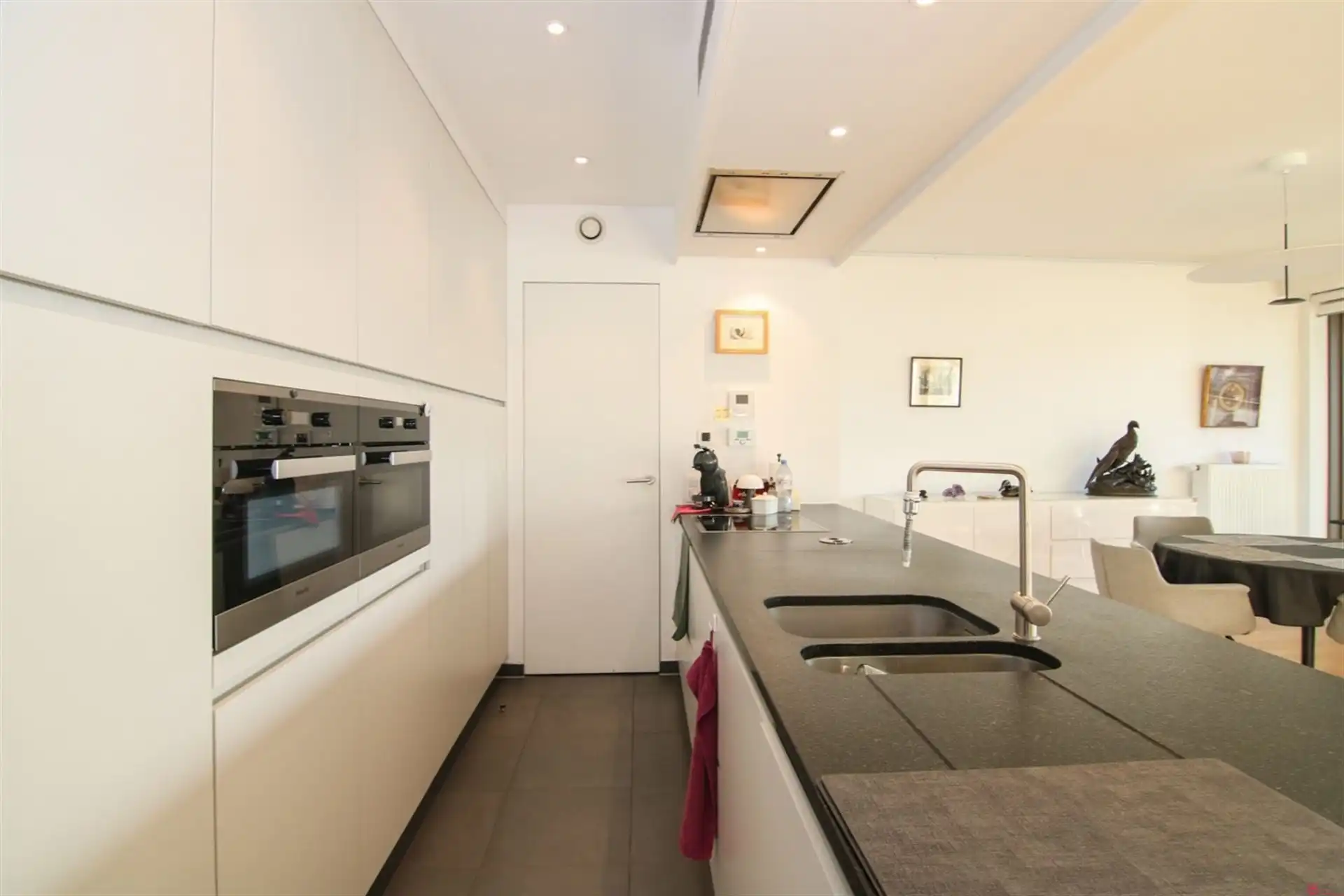 Instapklaar appartement met zonneterras en zicht op de Leie foto 11