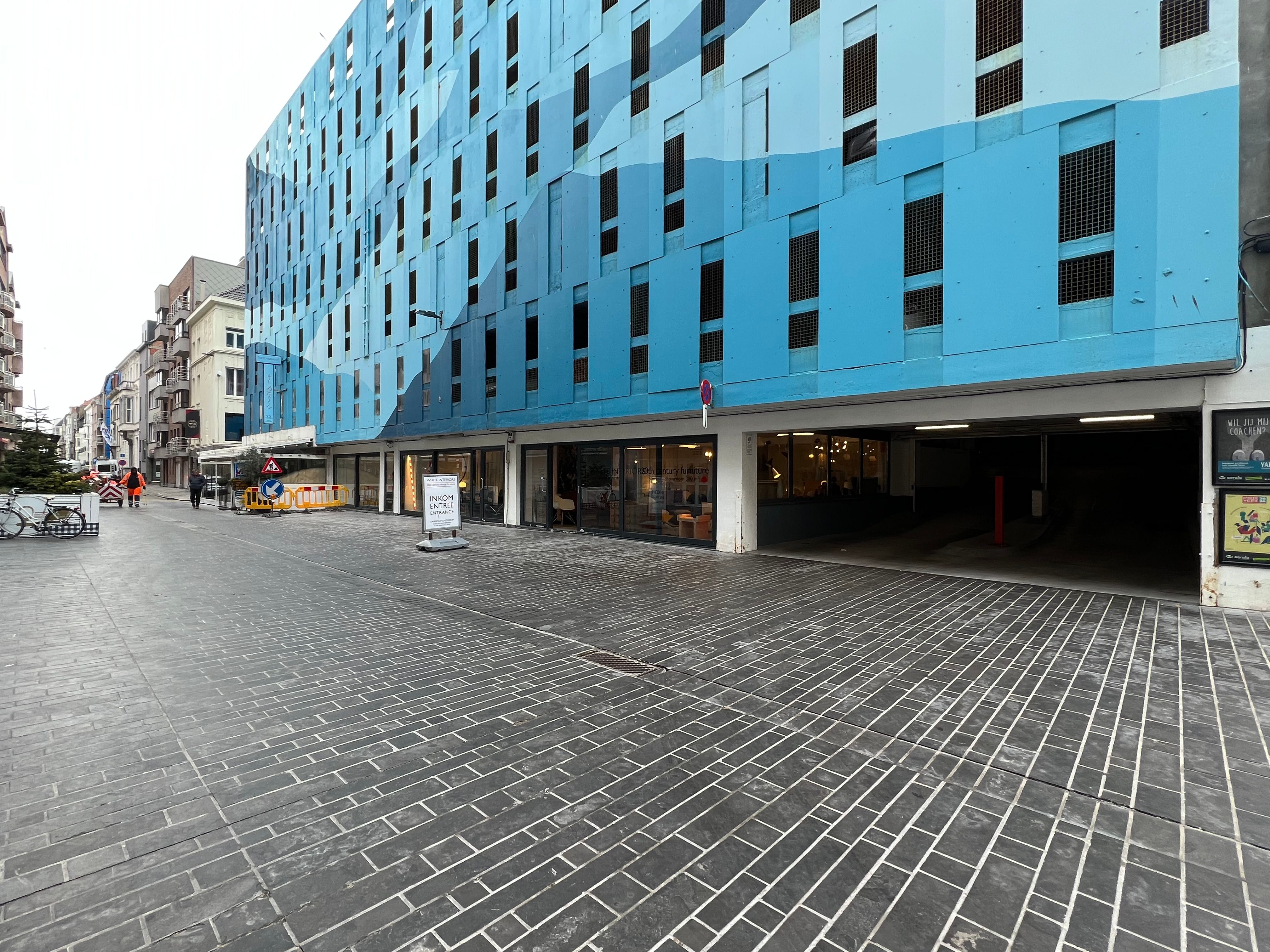 Staanplaats in volle centrum foto 6