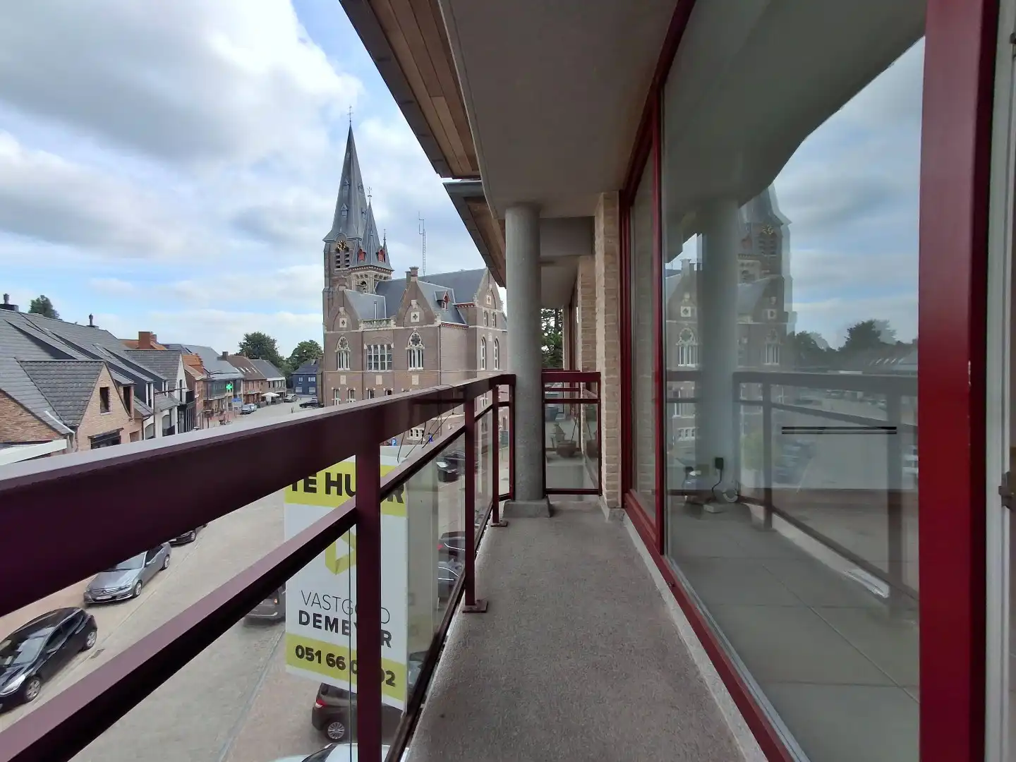 RECENT GERENOVEERD, CENTRAAL GELEGEN DUPLEX-APPARTEMENT MET 2 SLAAPKAMERS foto 5