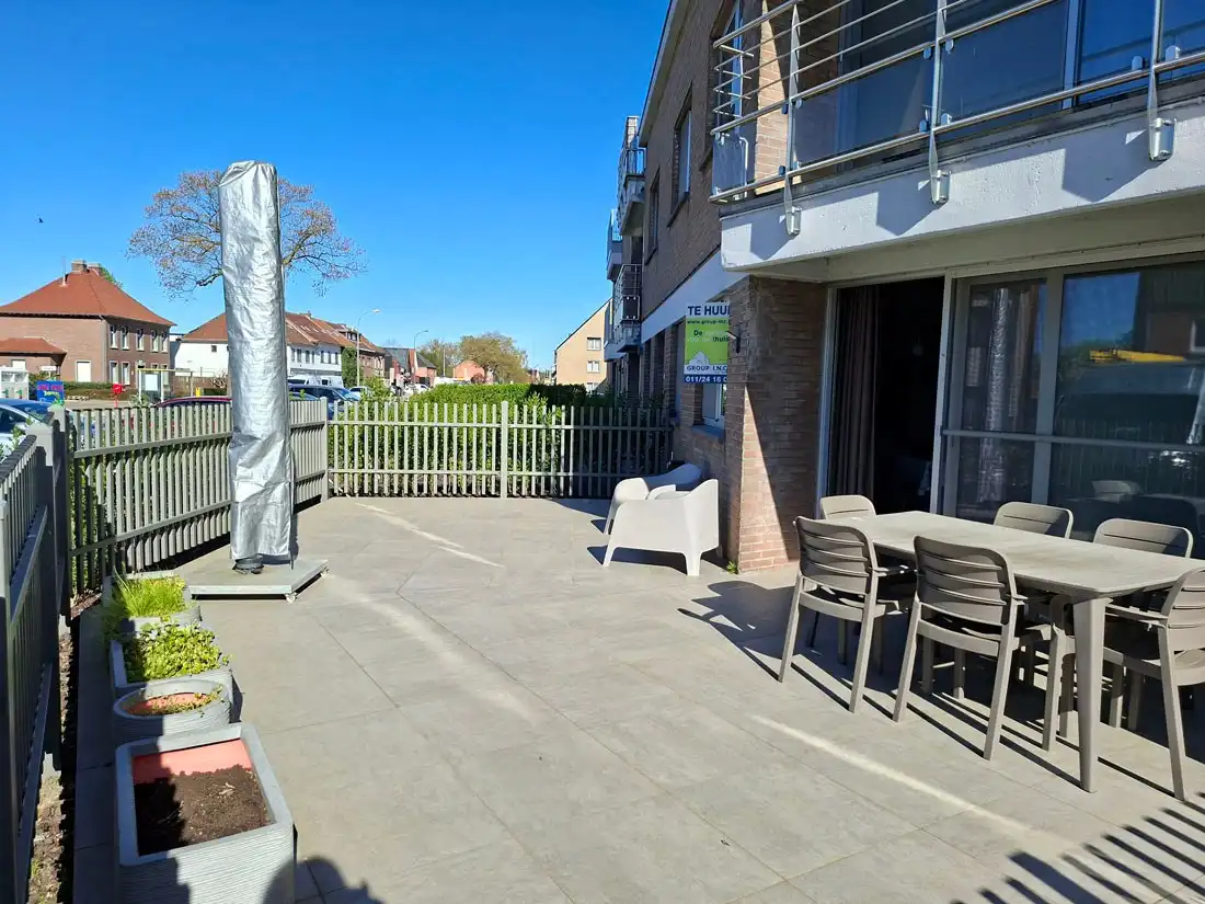 Instapklaar, smaakvol gerenoveerd appartement te Zonhoven foto 18