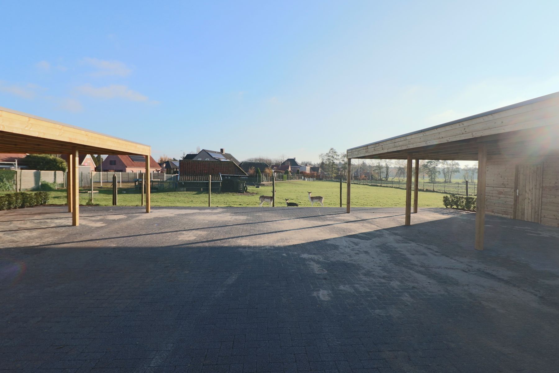 Halfopen woning met 3 slaapkamers en fietsenberging/carport op perceel van ca 540m² foto 24