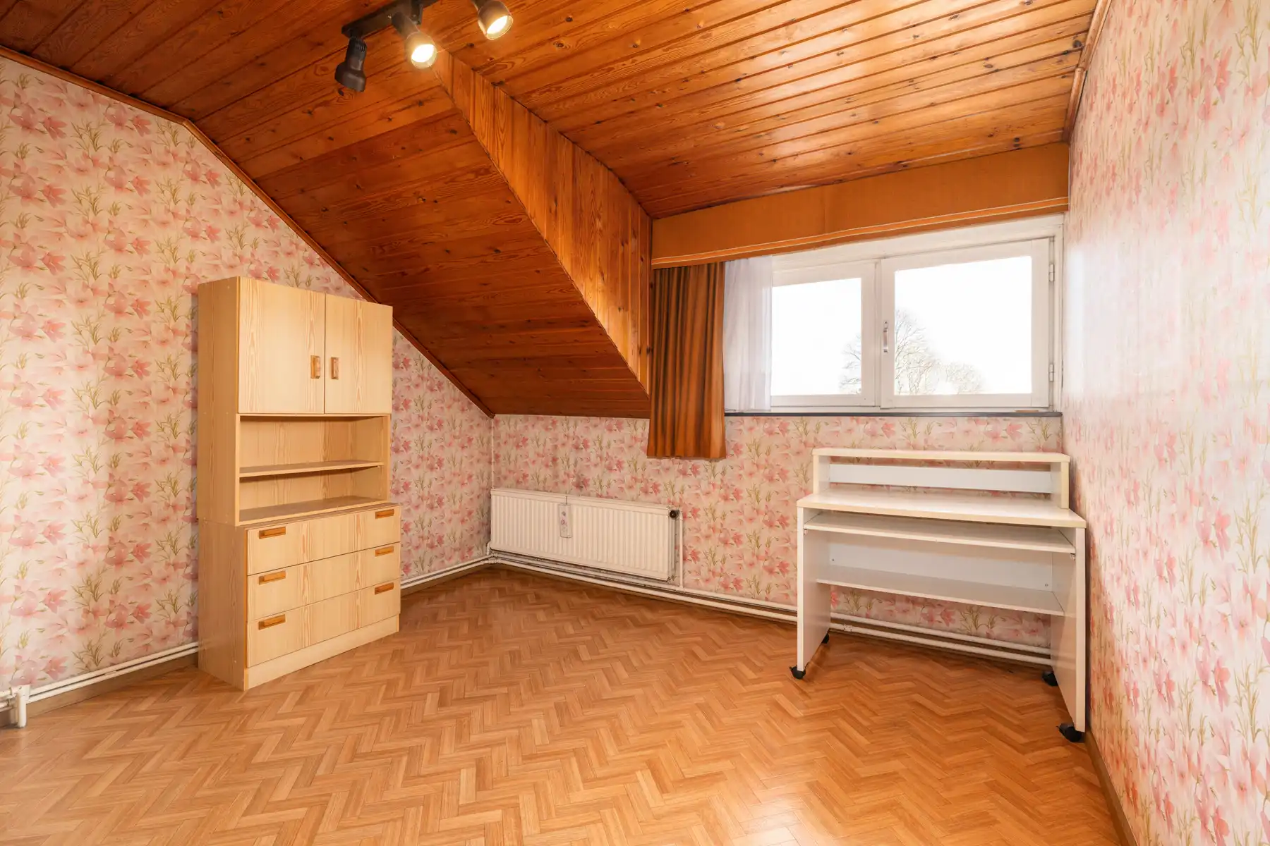 Villa 5 slaapkamers en 2 badkamers in doodlopende straat  foto 23