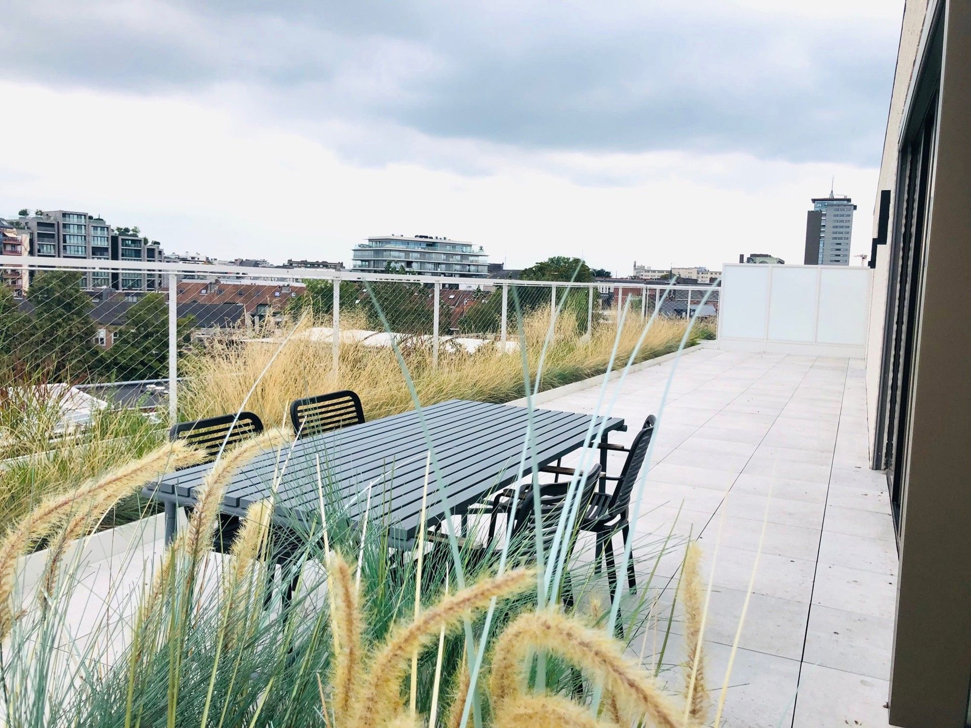 PENTHOUSE 146m², TERRAS 68m², 2 SLAAPKAMERS, 2 BADKAMERS foto 3